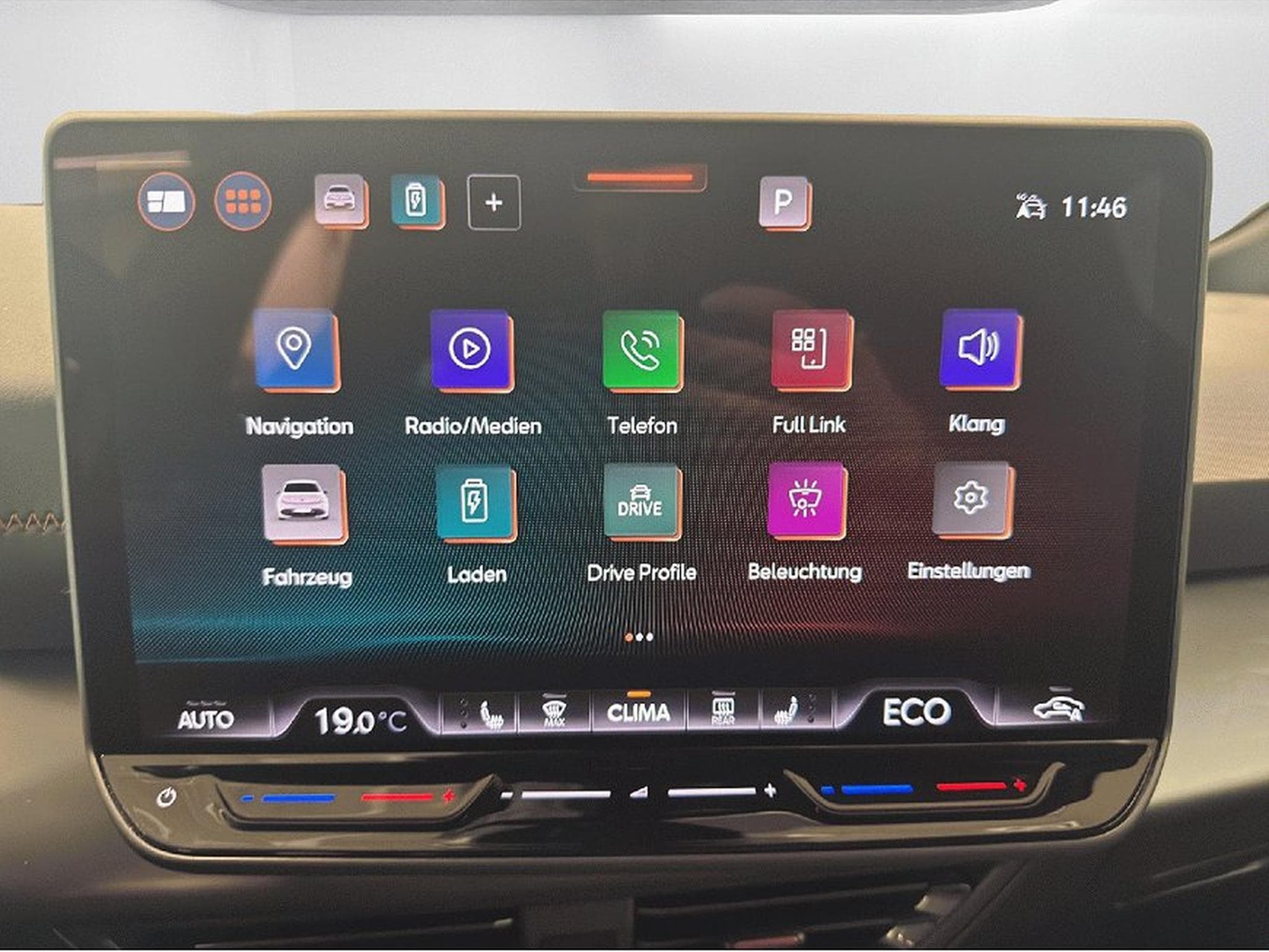 Cupra Born (2025) - Photo 13