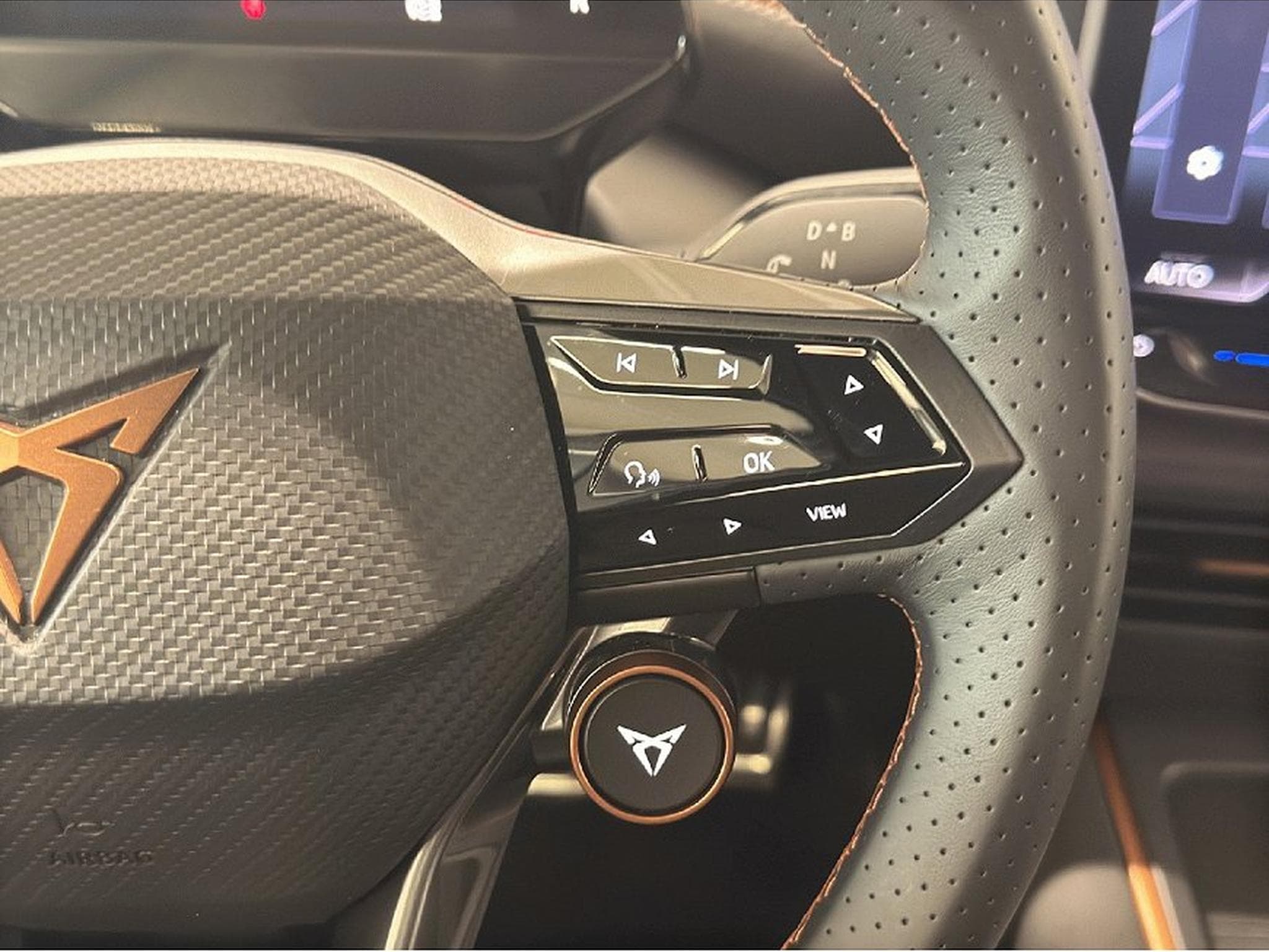 Cupra Born (2025) - Photo 16