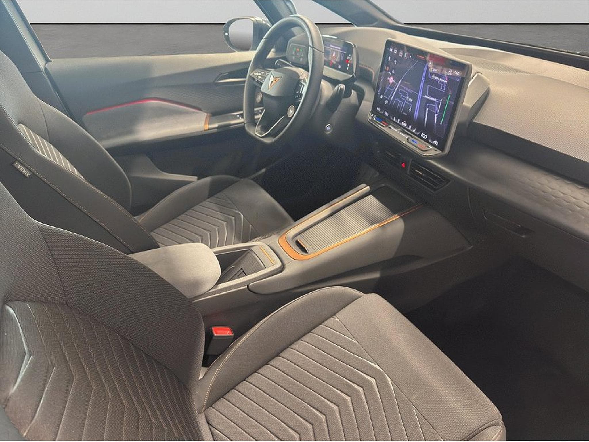 Cupra Born (2025) - Photo 20