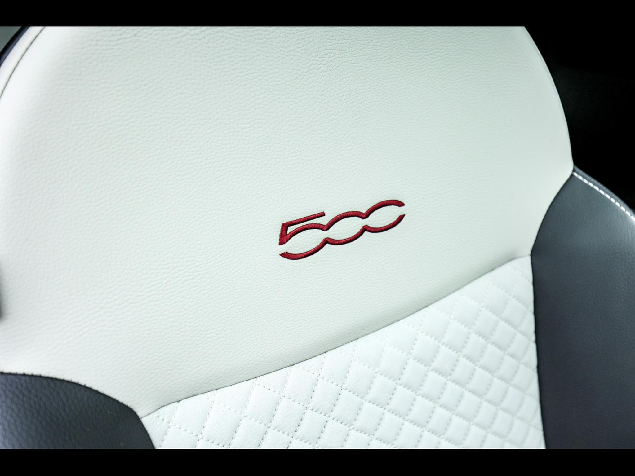 Fiat 500 SERIE 7 1.2 8V STAR 69 CH – EPIC BLUE METALLIC (2020) - Photo 15