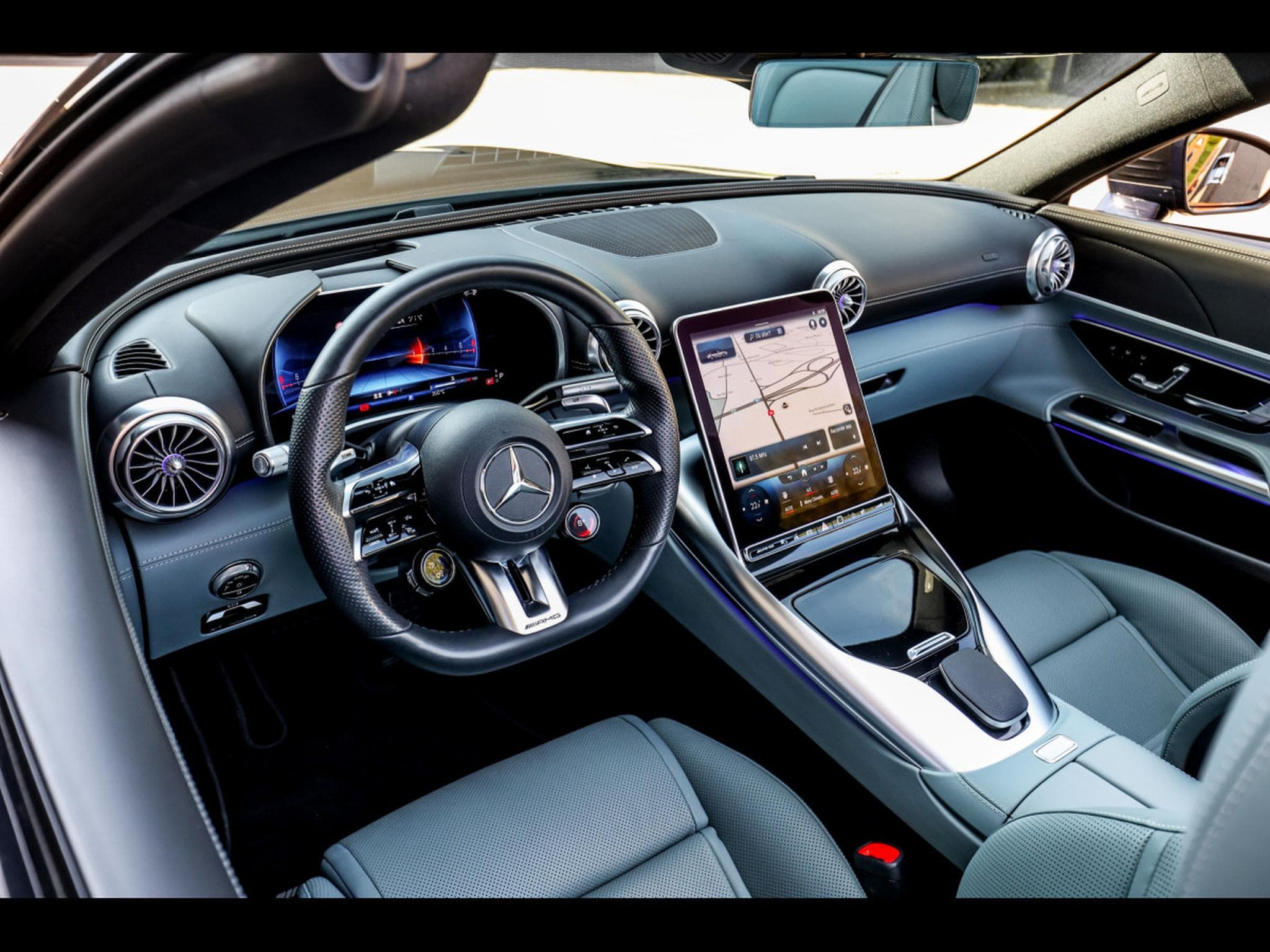 Mercedes SL 63 AMG ROADSTER 4MATIC+ - OBSIDIAN BLACK METALLIC (2023) - Photo 17