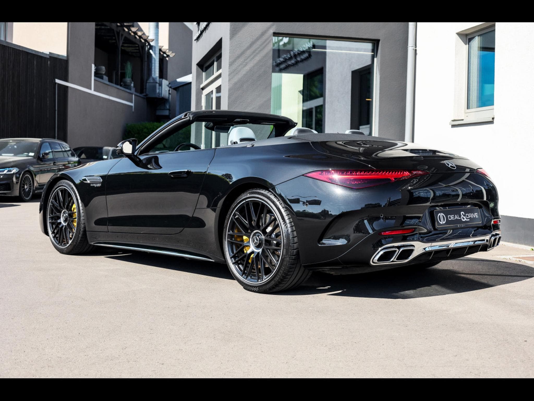 Mercedes SL 63 AMG ROADSTER 4MATIC+ - OBSIDIAN BLACK METALLIC (2023) - Photo 3