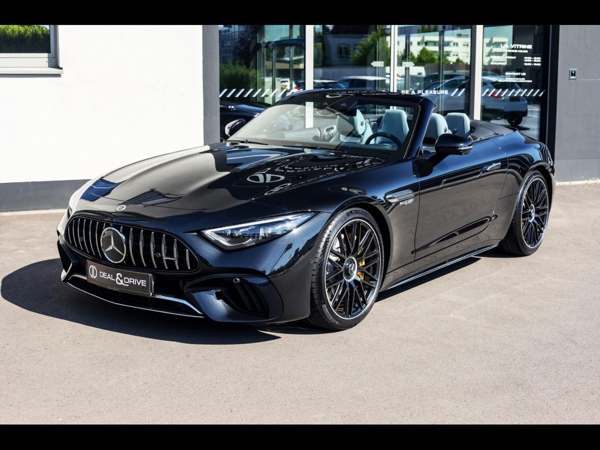 Mercedes SL 63 AMG ROADSTER 4MATIC+ - OBSIDIAN BLACK METALLIC (2023) - Photo 8