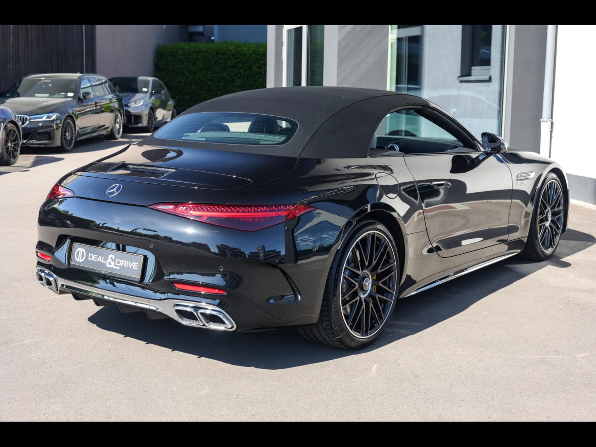 Mercedes SL 63 AMG ROADSTER 4MATIC+ - OBSIDIAN BLACK METALLIC (2023) - Photo 9