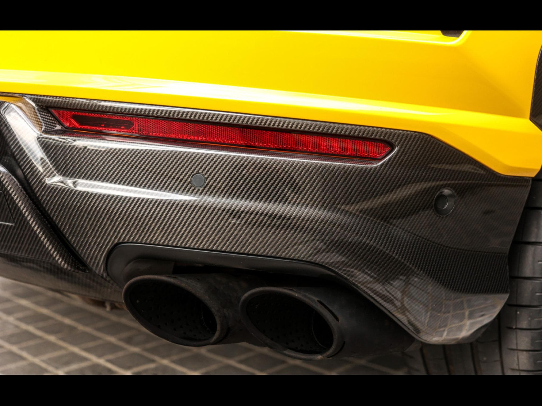 Lamborghini Urus 4.0 V8 (650 CH) - GIALLO AUGE (2019) - Photo 24