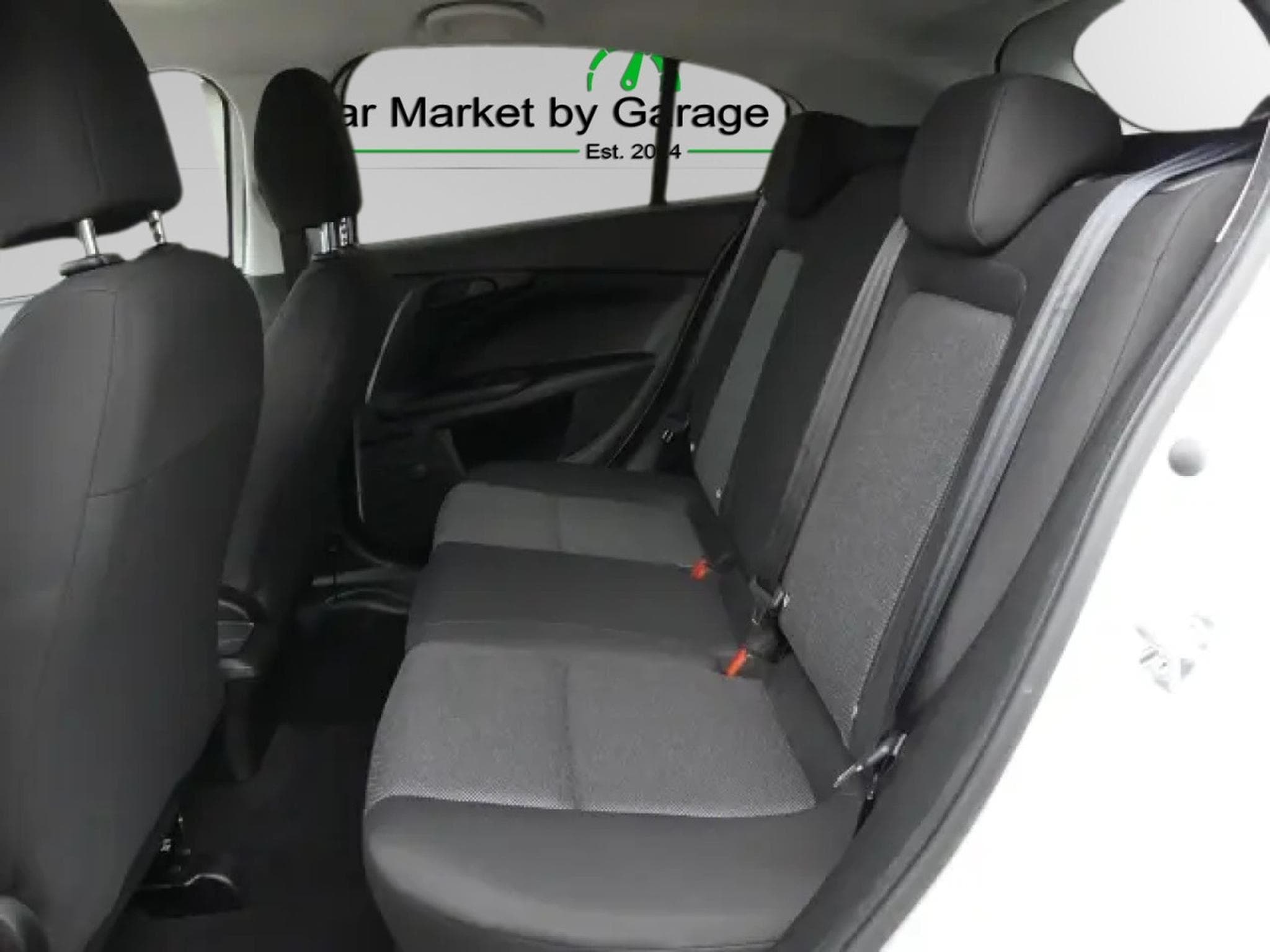 Fiat Tipo STREET 1.4 16V 95PS (2019) - Photo 11