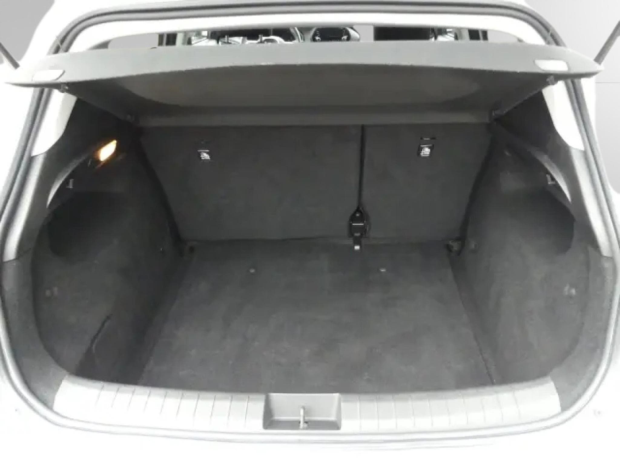 Fiat Tipo STREET 1.4 16V 95PS (2019) - Photo 8