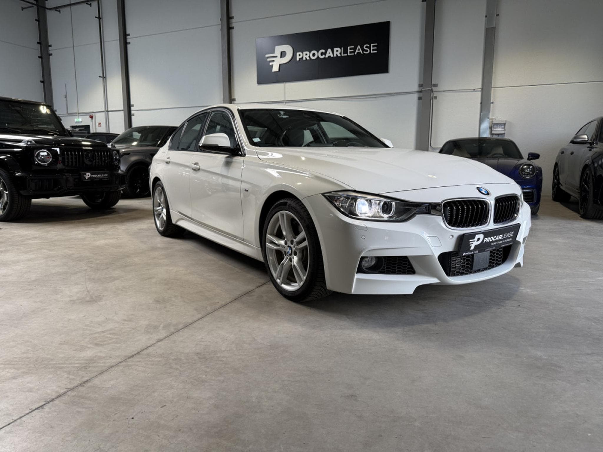 BMW 335 335 i/Active Hybrid /Sport-Paket M/Camera/Bi Xénon/Cuir/ (2015) - Photo 4