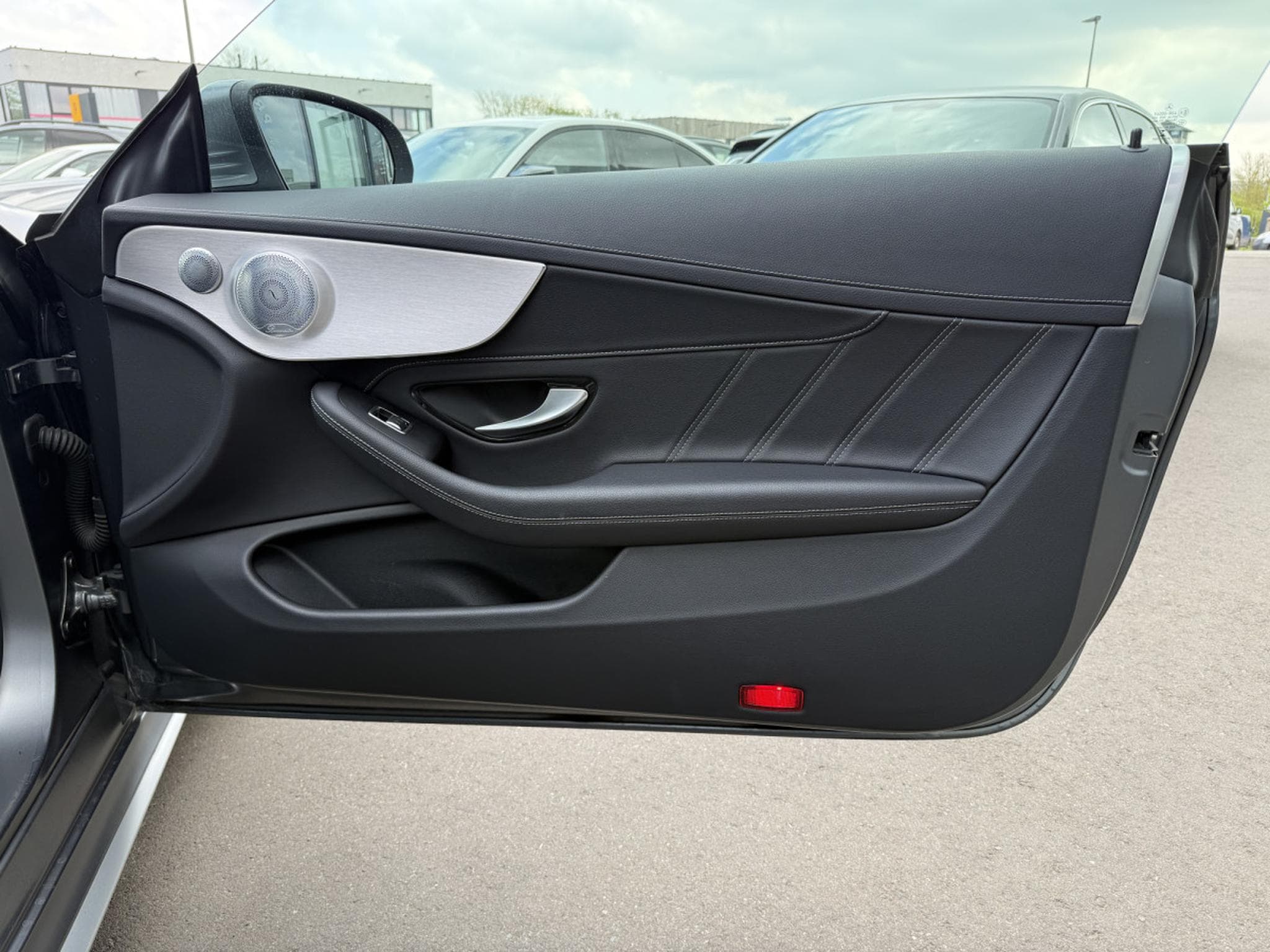 Mercedes C 63 AMG AMG C 63 S Coupé/Burmester/Alcantara/19/Camera (2020) - Photo 23