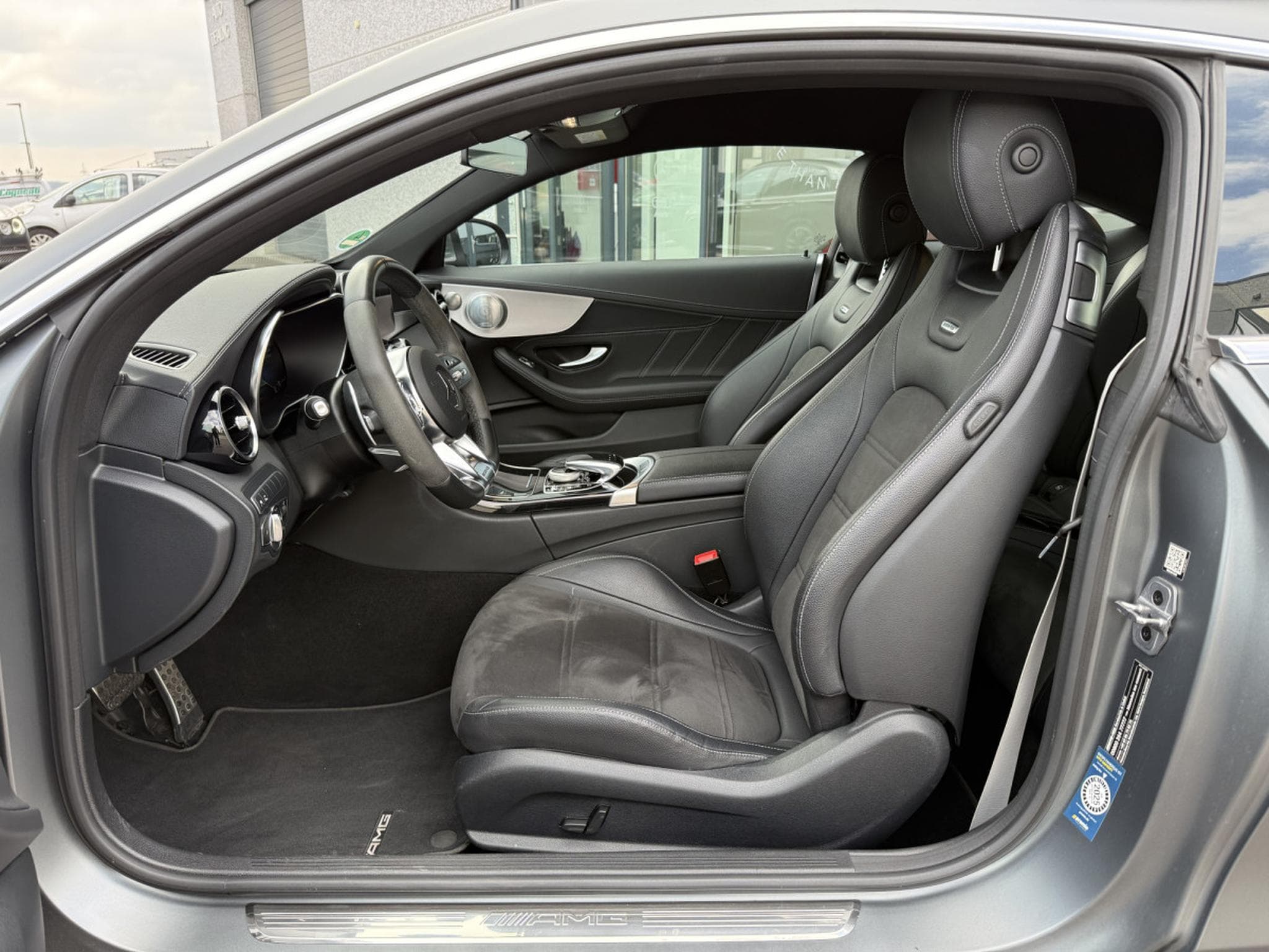 Mercedes C 63 AMG AMG C 63 S Coupé/Burmester/Alcantara/19/Camera (2020) - Photo 4