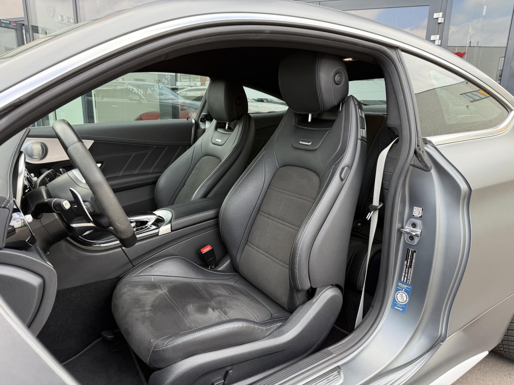 Mercedes C 63 AMG AMG C 63 S Coupé/Burmester/Alcantara/19/Camera (2020) - Photo 6