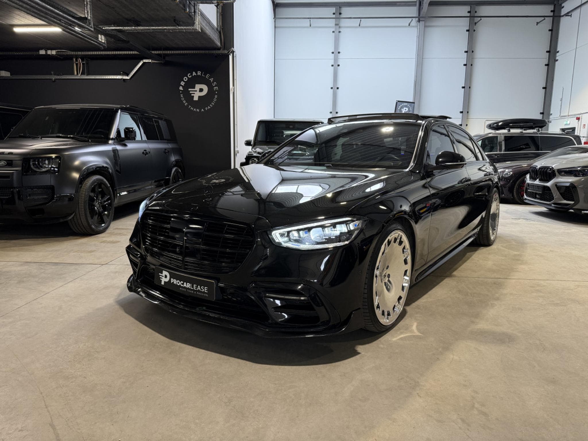 Mercedes S 580 S580e L 4MATIC BRABUS BODYKIT (2023) - Photo 1