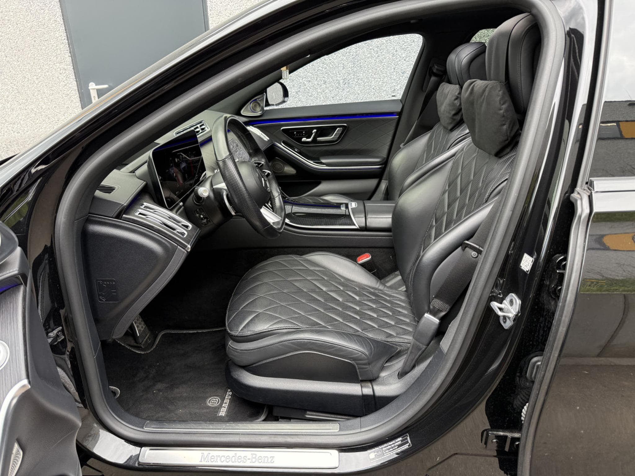 Mercedes S 580 S580e L 4MATIC BRABUS BODYKIT (2023) - Photo 21