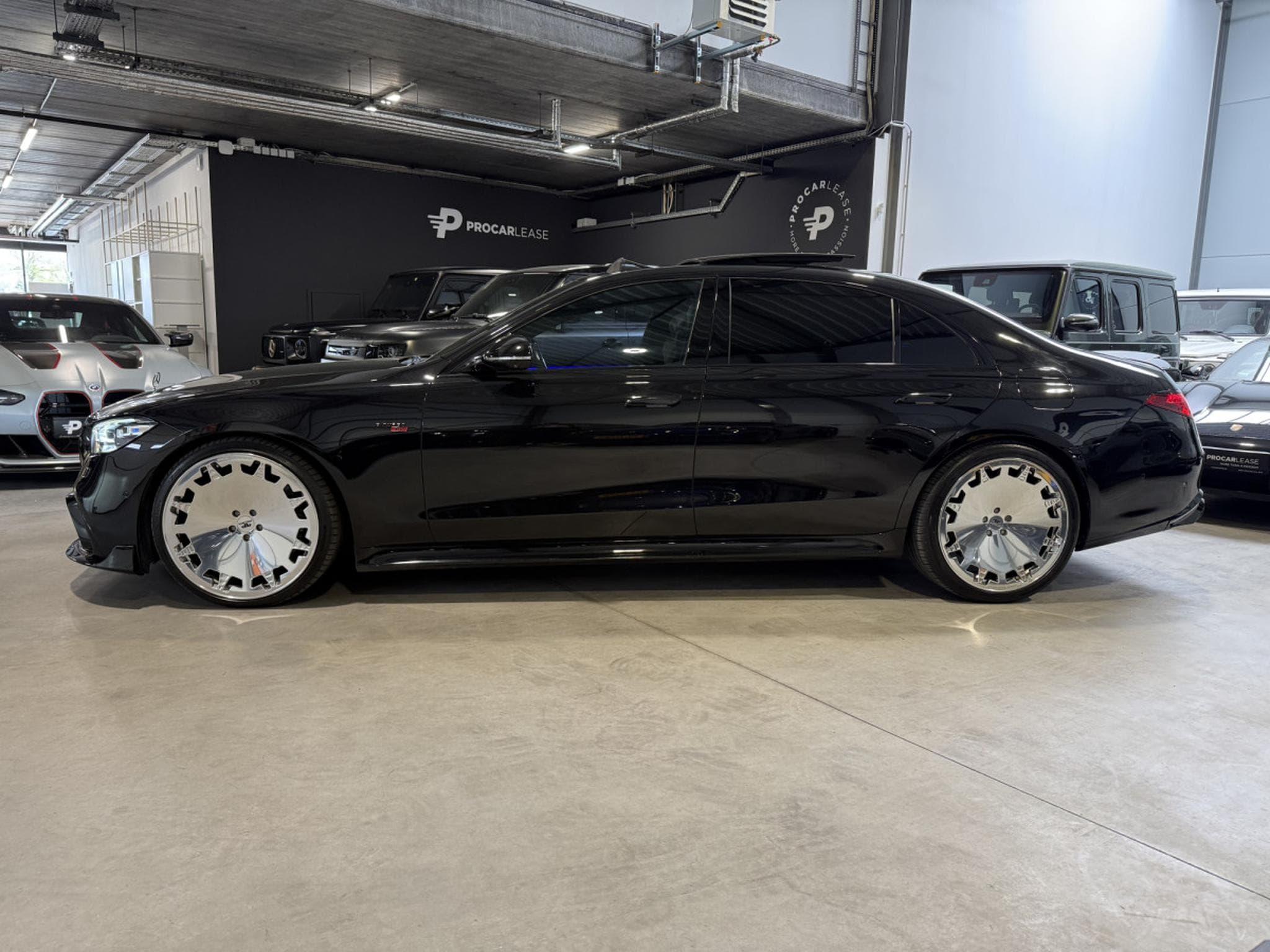 Mercedes S 580 S580e L 4MATIC BRABUS BODYKIT (2023) - Photo 8