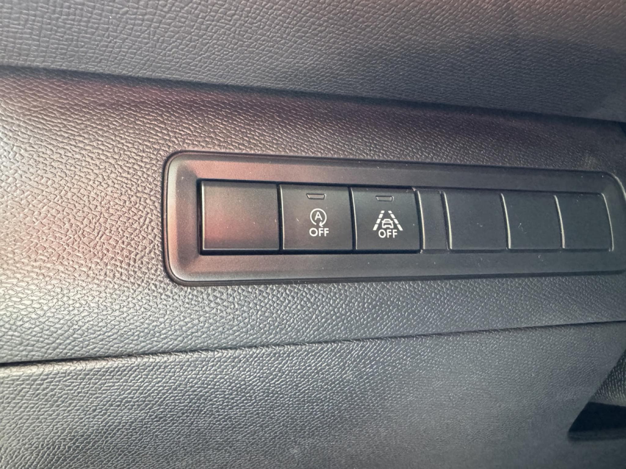 Peugeot 308 SW 1.2 Ess. 131ch Automatique GT-Line Face-Lift (2019) - Photo 12