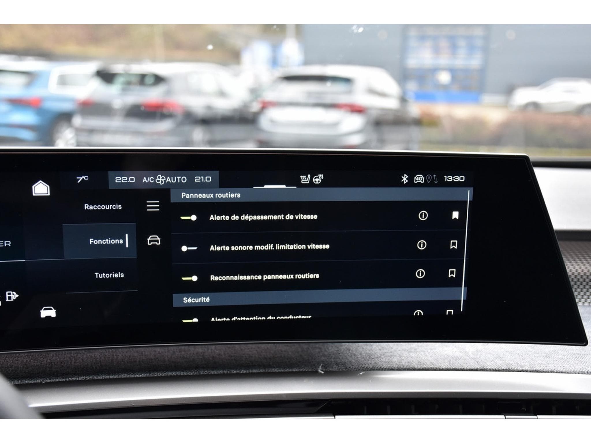 Peugeot 5008 GT Hybrid 145 e-DSC6 7 Pl. ACC CAM NEUF (2026) - Photo 16