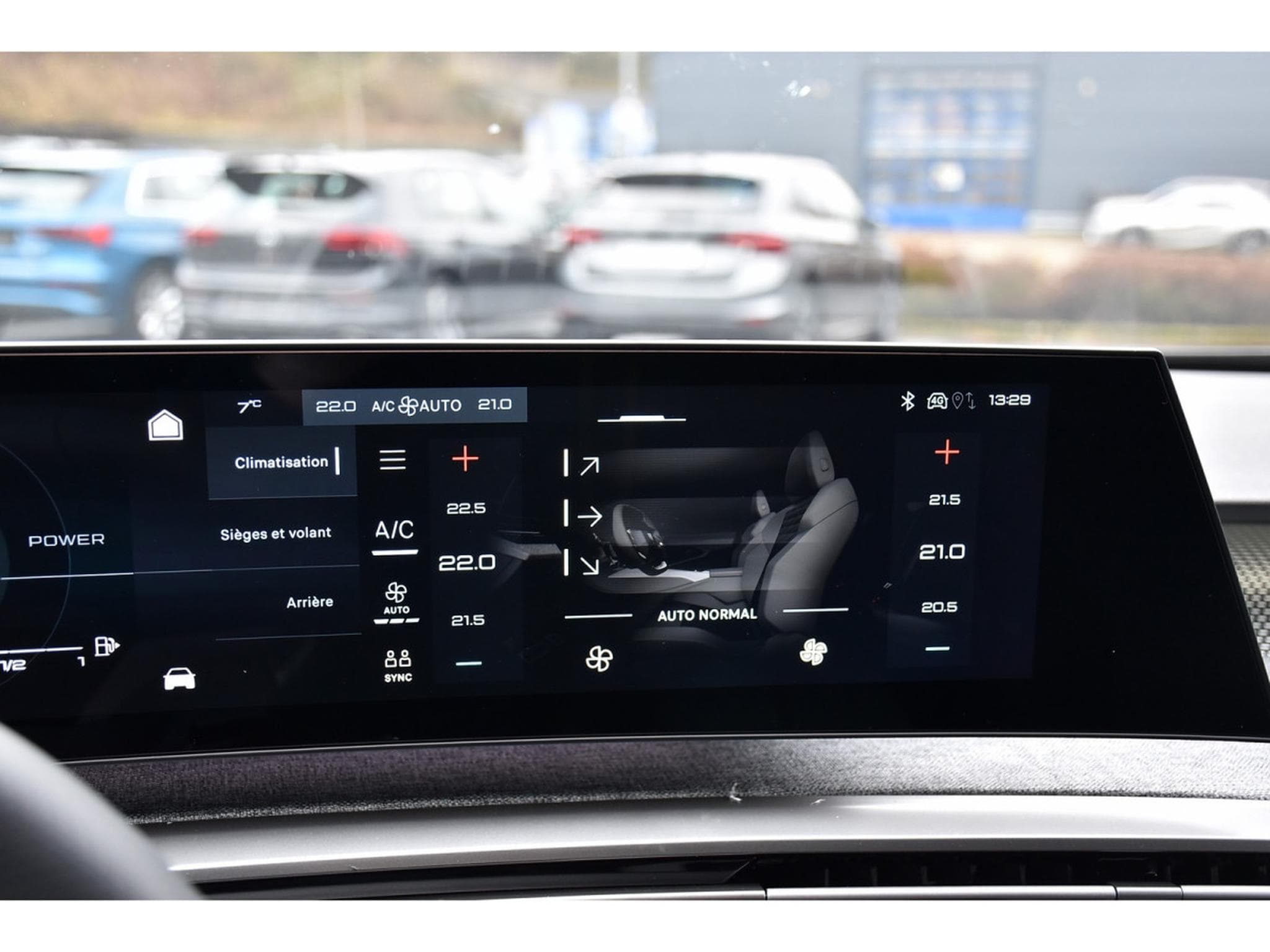 Peugeot 5008 GT Hybrid 145 e-DSC6 7 Pl. ACC CAM NEUF (2026) - Photo 17