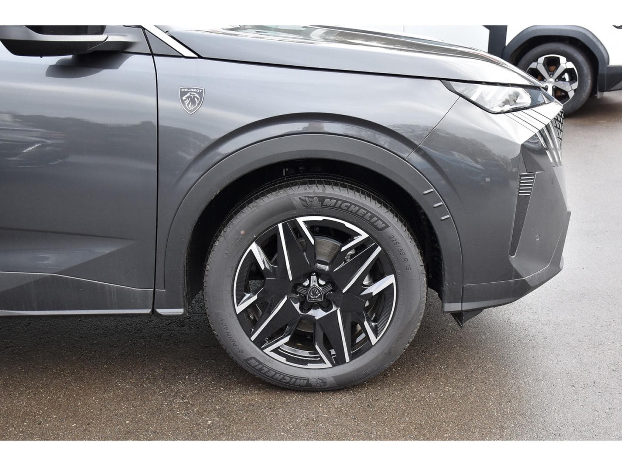 Peugeot 5008 GT Hybrid 145 e-DSC6 7 Pl. ACC CAM NEUF (2026) - Photo 5