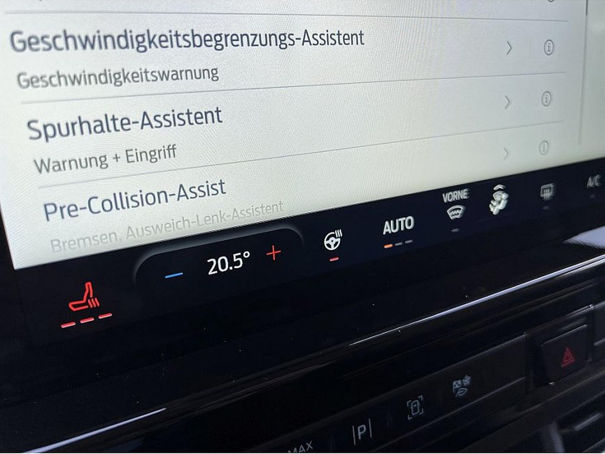 Ford Tourneo (2026) - Photo 14