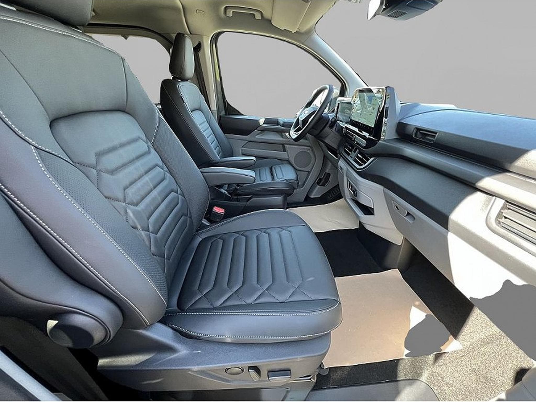 Ford Tourneo (2026) - Photo 3