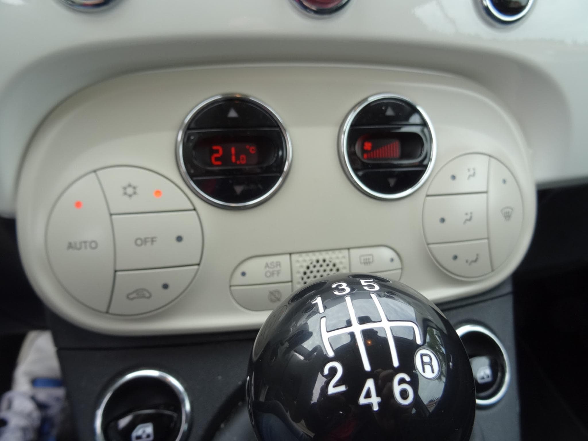 Fiat 500 Dolcevita 1.0 Hybrid 70 Sock (2023) - Photo 7