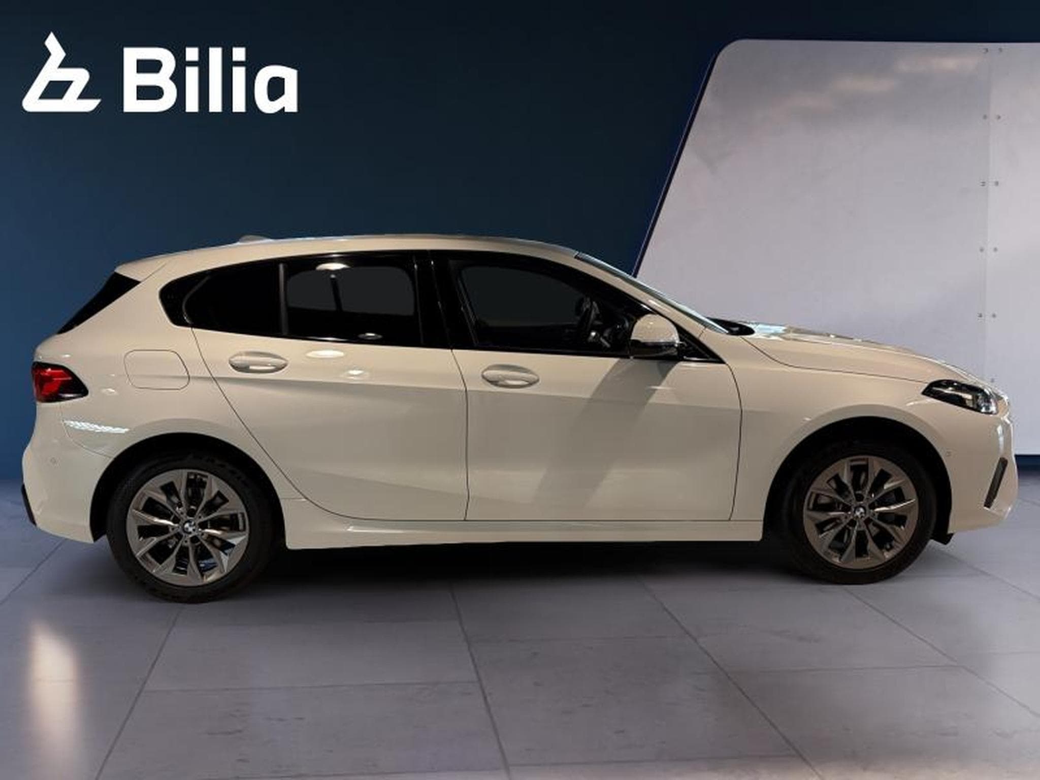 BMW 118 118d advantage (2024) - Photo 3