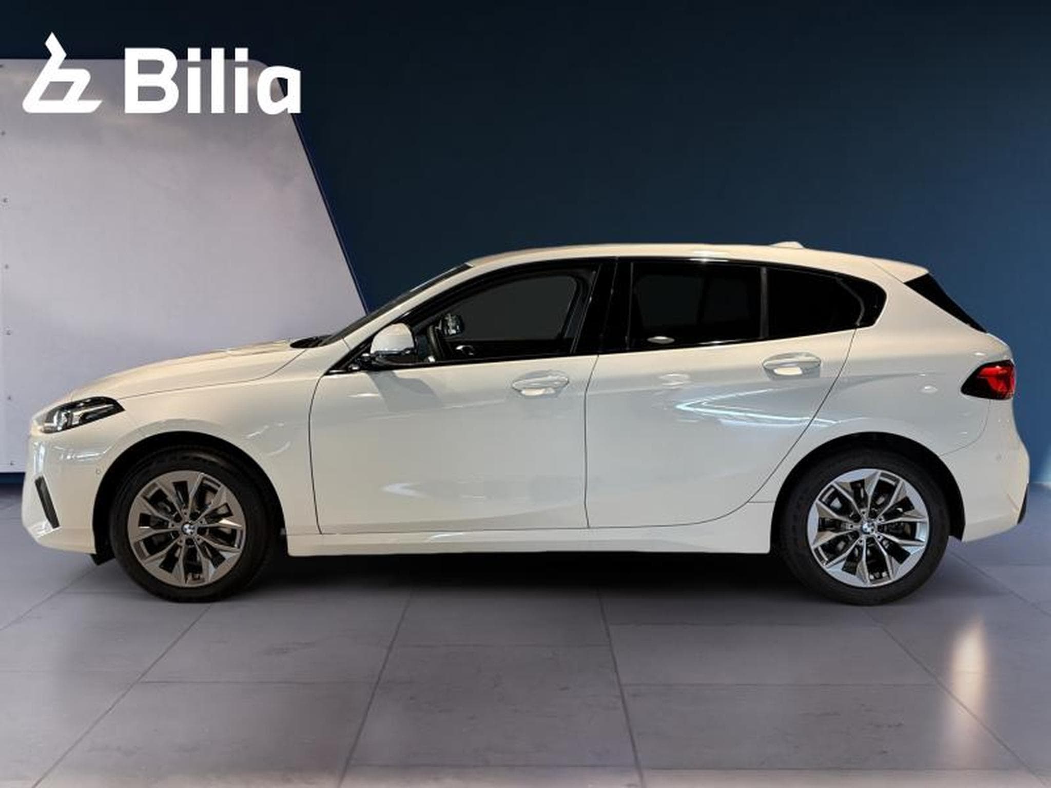 BMW 118 118d advantage (2024) - Photo 8