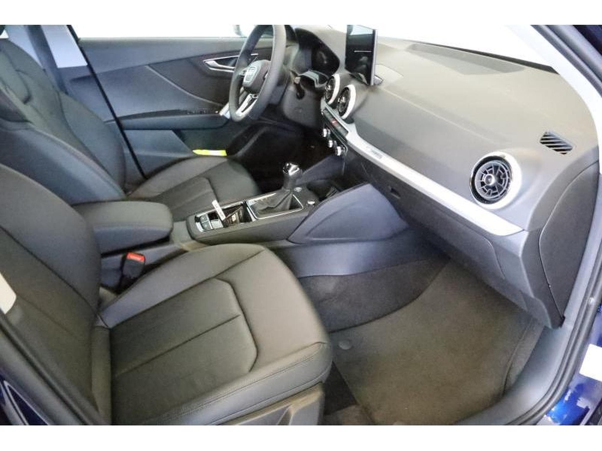 Audi Q2 S-Line (2026) - Foto 10