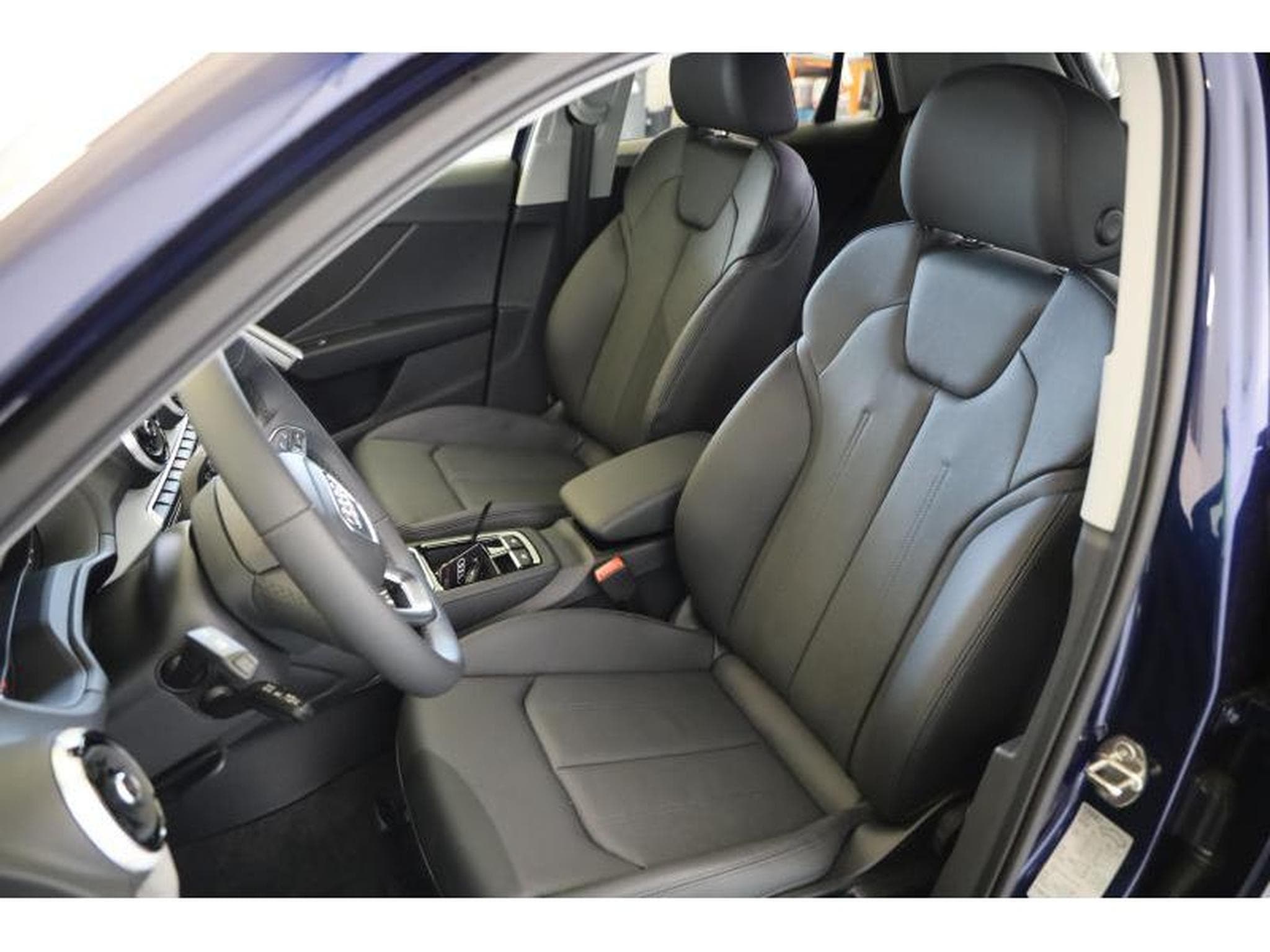 Audi Q2 S-Line (2026) - Foto 4