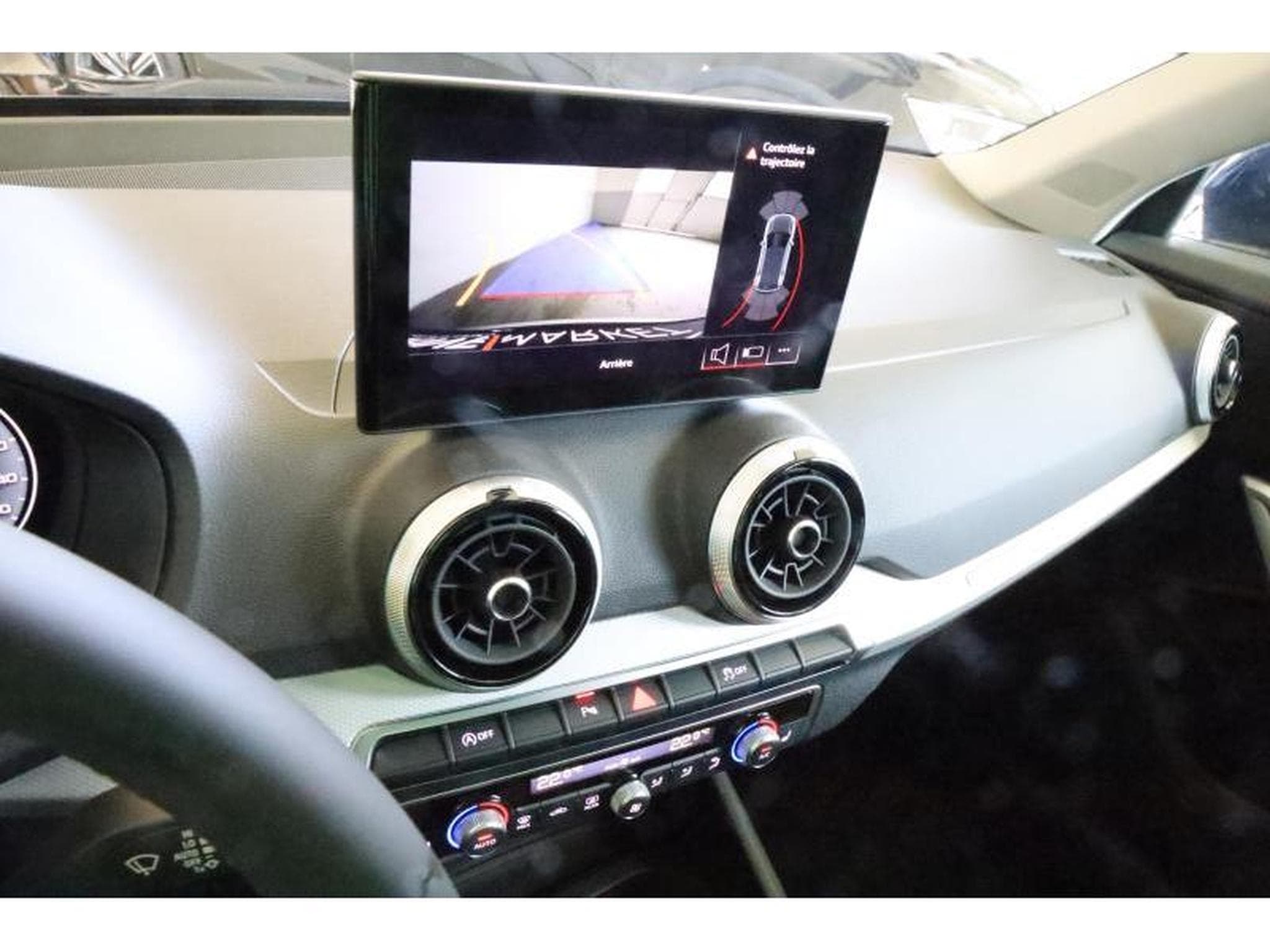 Audi Q2 S-Line (2026) - Foto 6