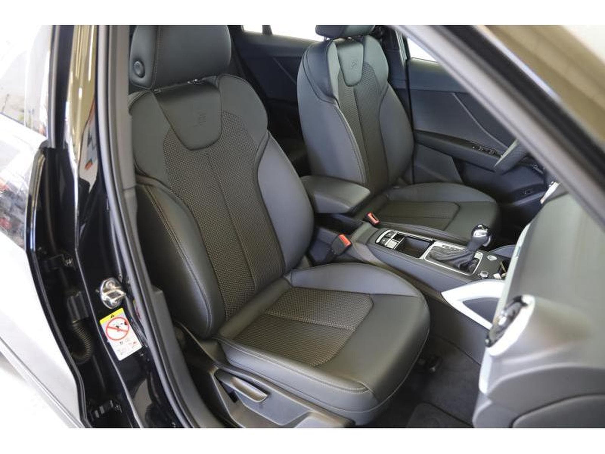 Audi Q2 S-Line (2026) - Foto 11