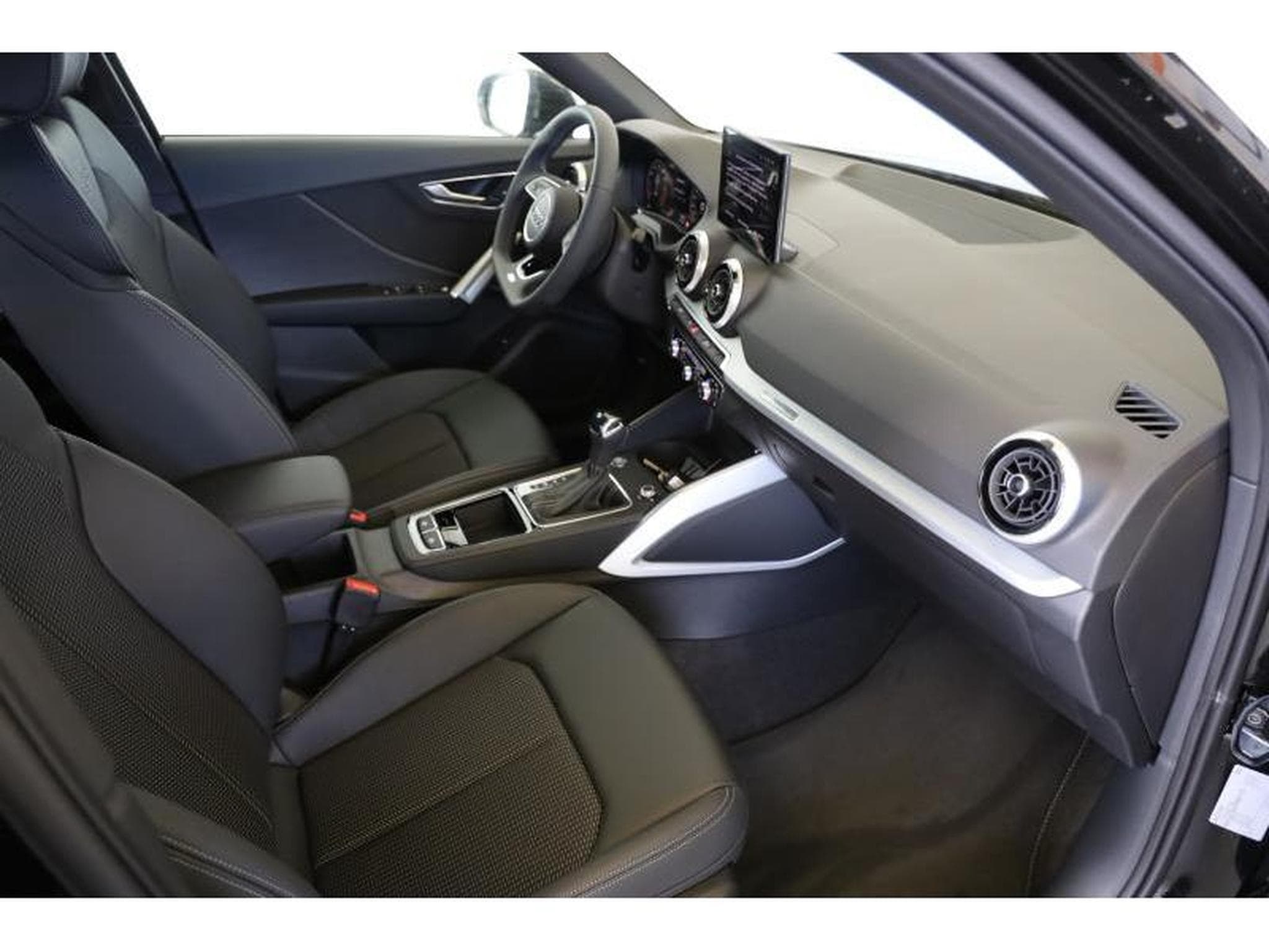 Audi Q2 S-Line (2026) - Foto 9