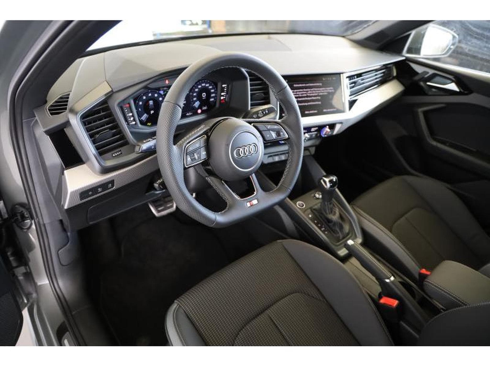 Audi A1 S-Line (2026) - Foto 13