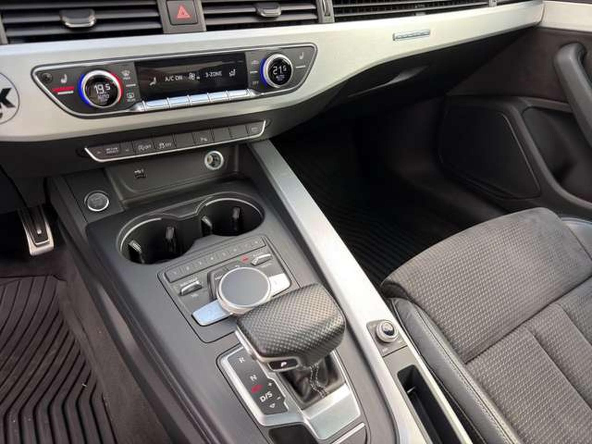 Audi A5 Coupe quattro  2x S line/Pano/Navi/19"/LED (2018) - Photo 15