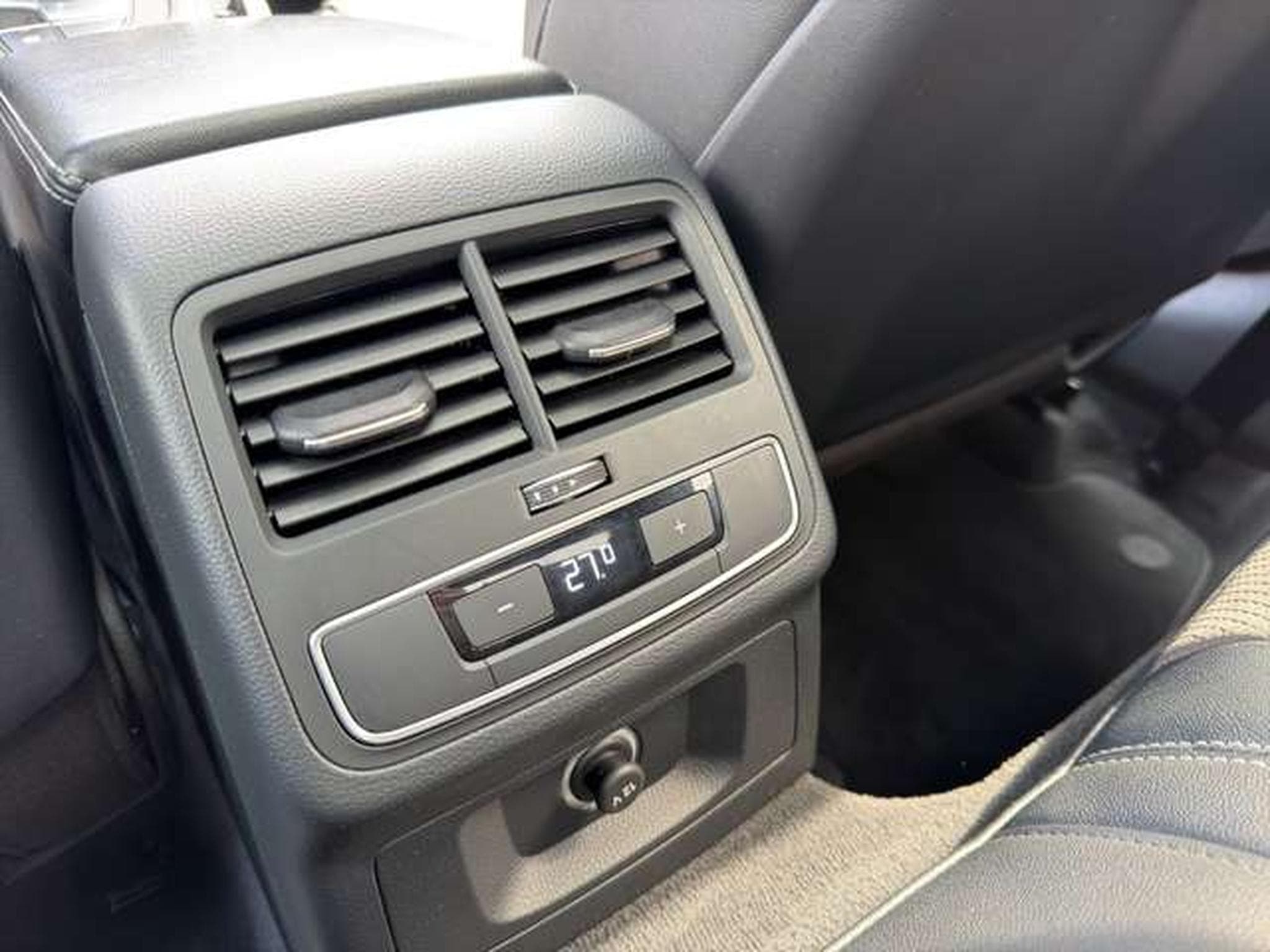 Audi A5 Coupe quattro  2x S line/Pano/Navi/19"/LED (2018) - Photo 24