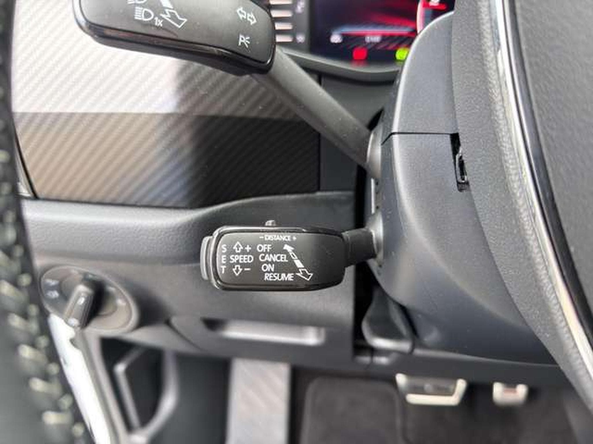 Skoda Kodiaq Sportline 4x4/Matrix/360°/ACC/AHK (2024) - Photo 31