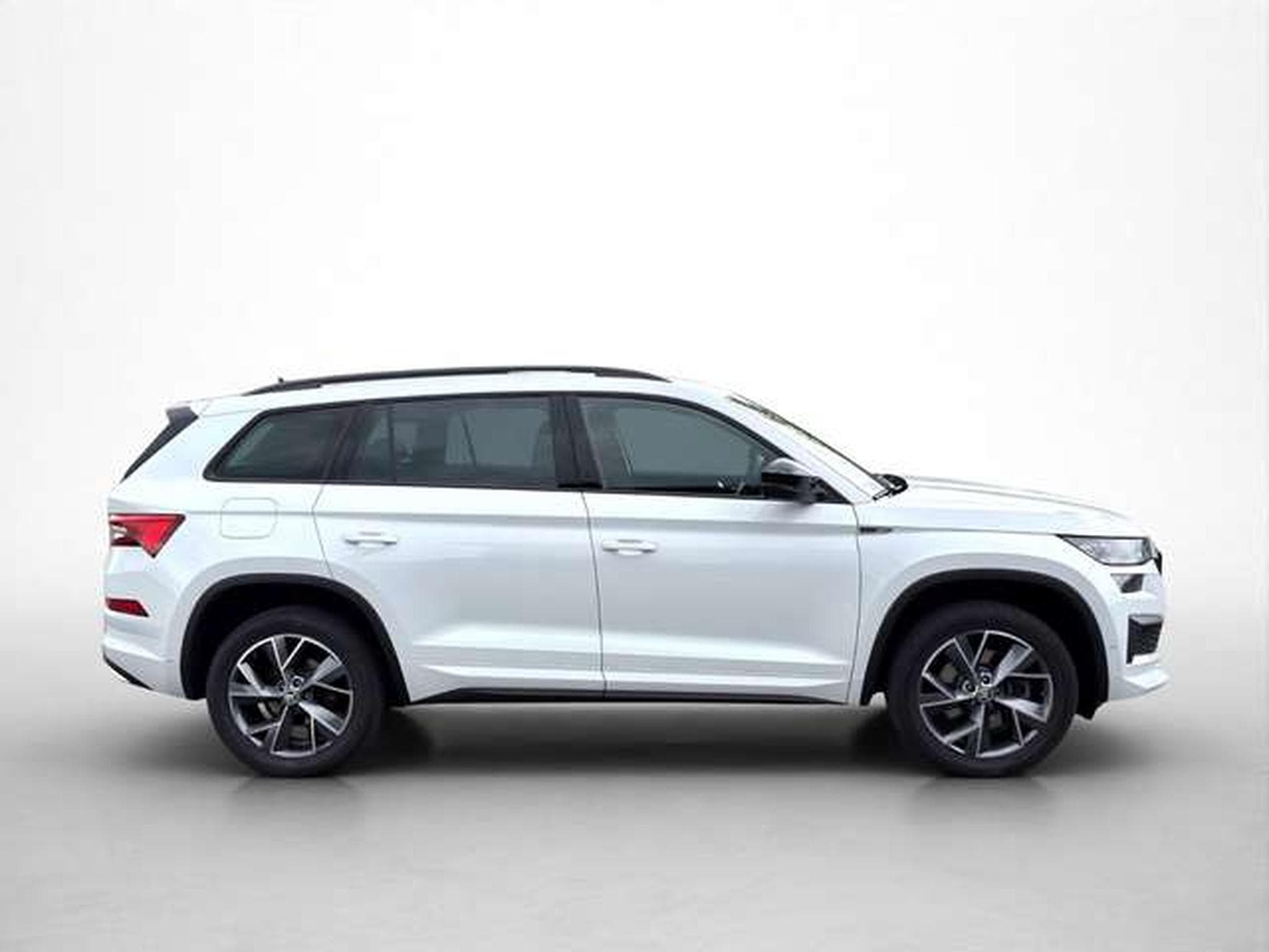 Skoda Kodiaq Sportline 4x4/Matrix/360°/ACC/AHK (2024) - Photo 7