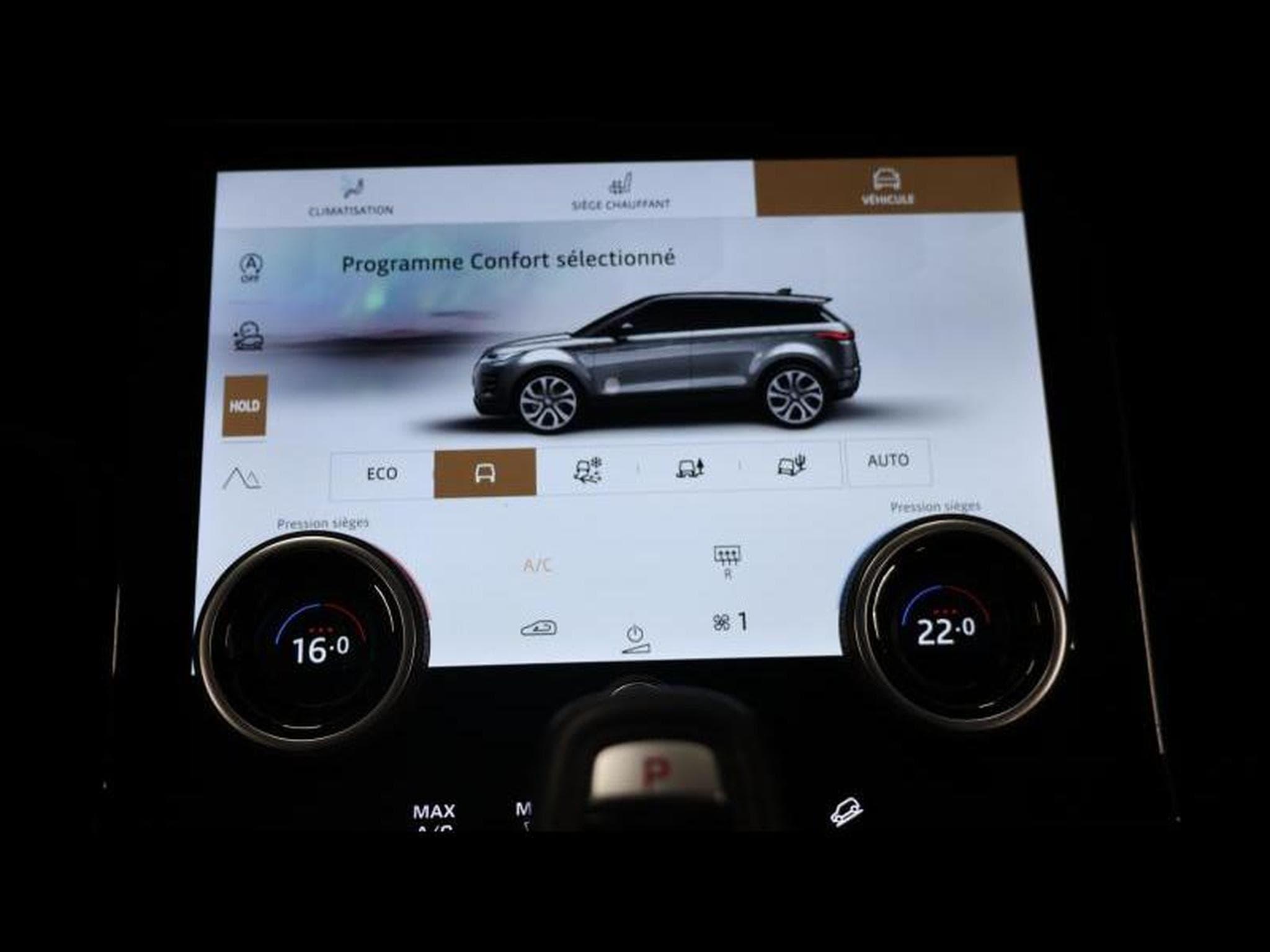 Land-Rover Range Rover Evoque D165 R-Dynamic S AWD Auto (2023) - Photo 20