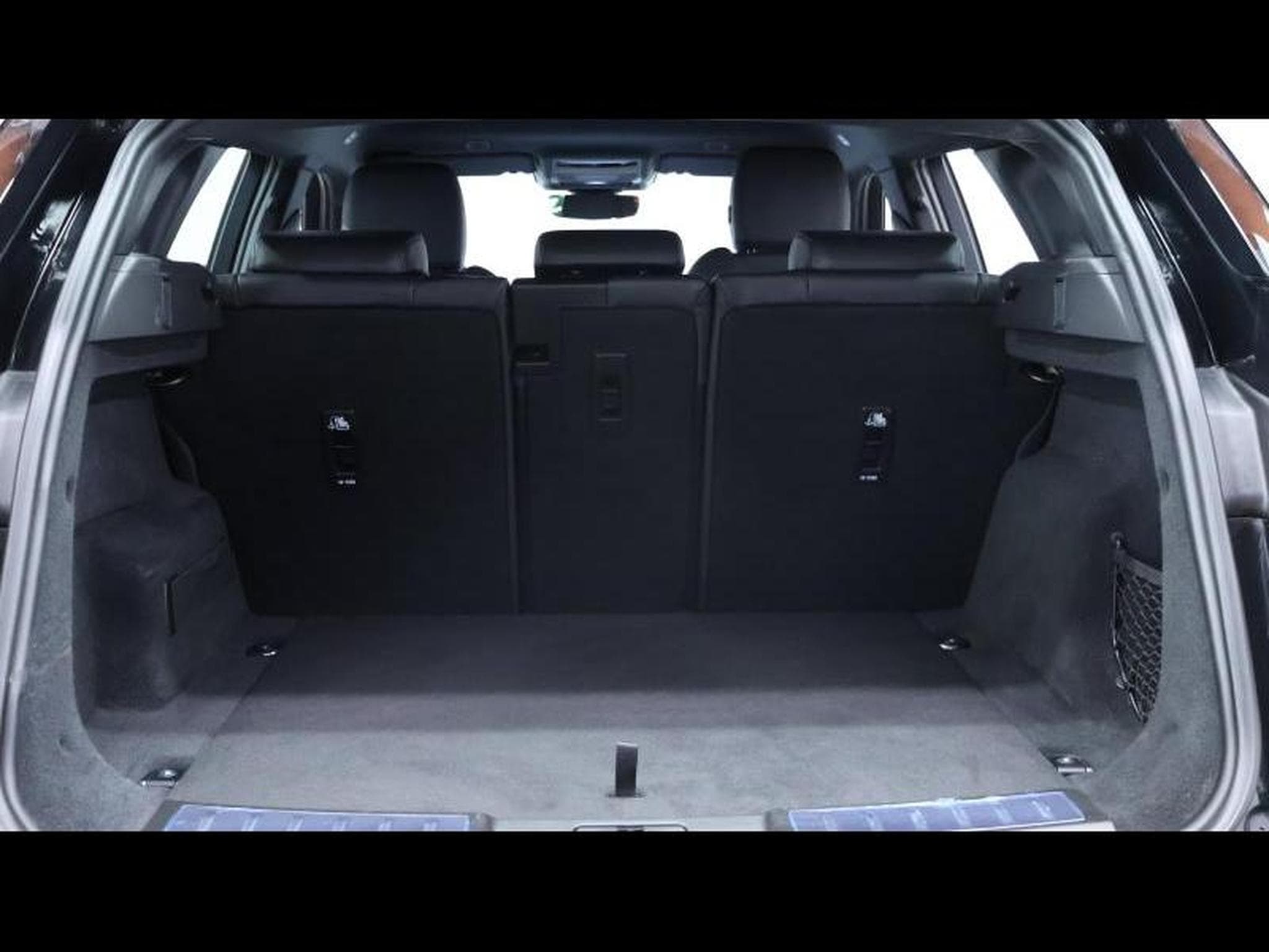 Land-Rover Range Rover Evoque D165 R-Dynamic S AWD Auto (2023) - Photo 7