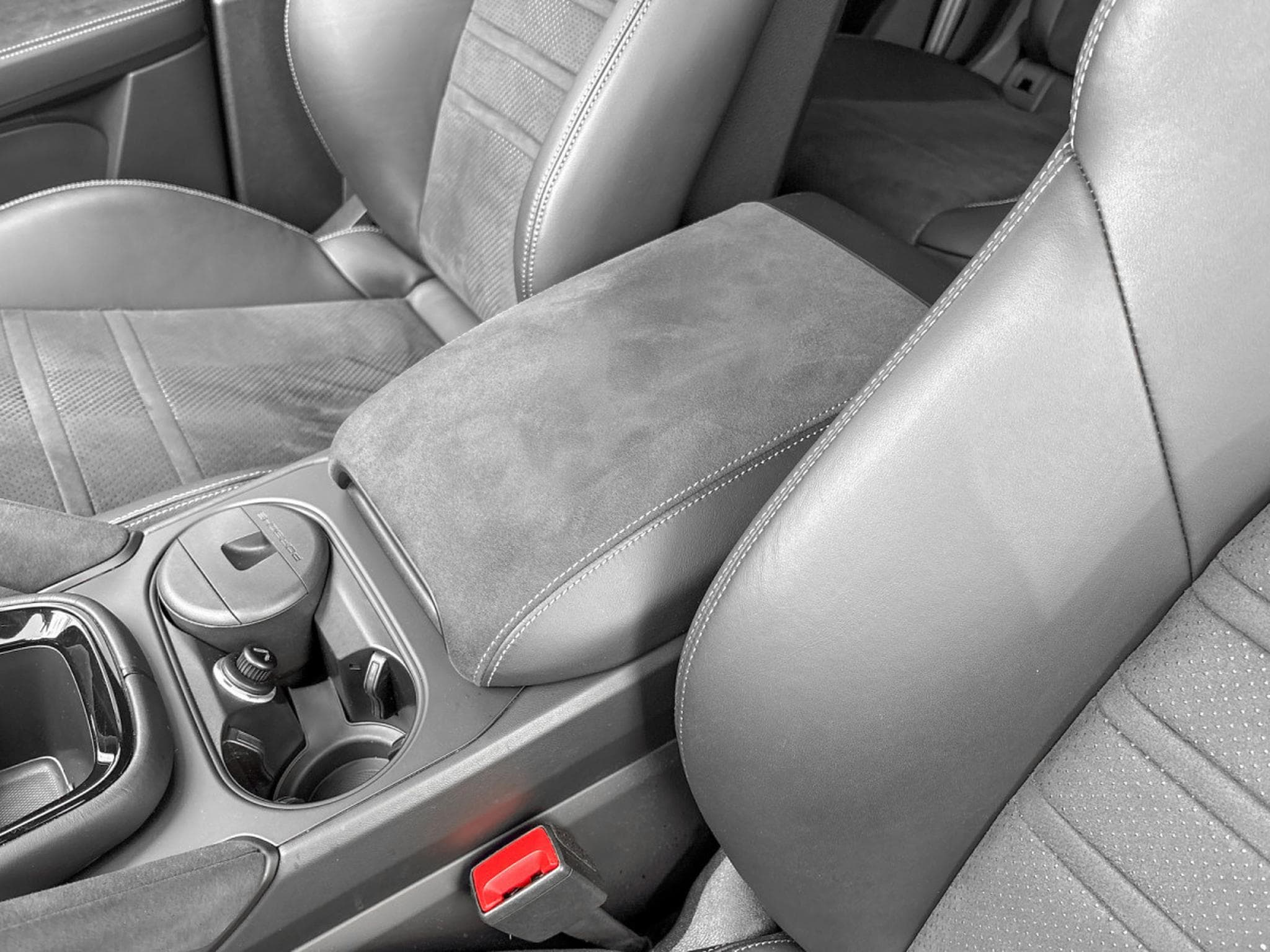 Porsche Cayenne COUPE TURBO GT mit GT-PACKET /XPEL PROTECTION (2025) - Photo 18