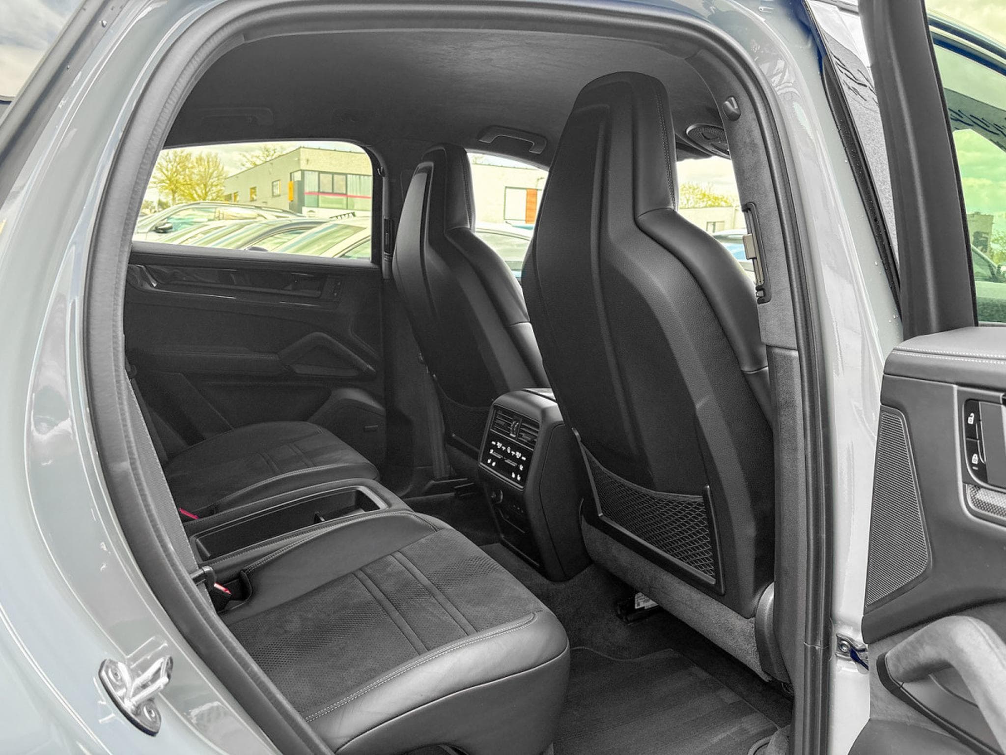 Porsche Cayenne COUPE TURBO GT mit GT-PACKET /XPEL PROTECTION (2025) - Photo 22