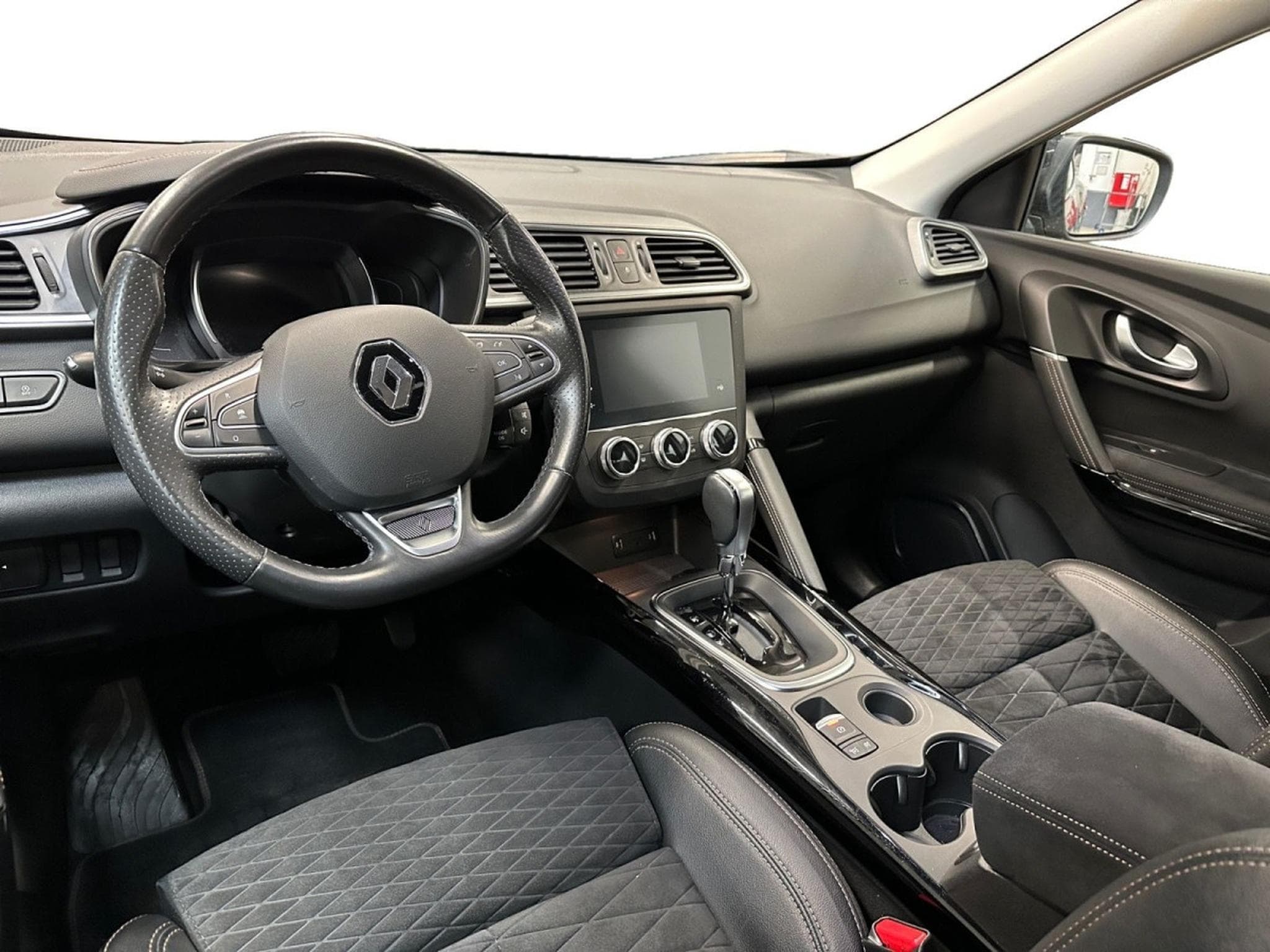 Renault Kadjar 1.33 TCe Black Edition EDC GPF (EU6D) (2021) - Photo 6