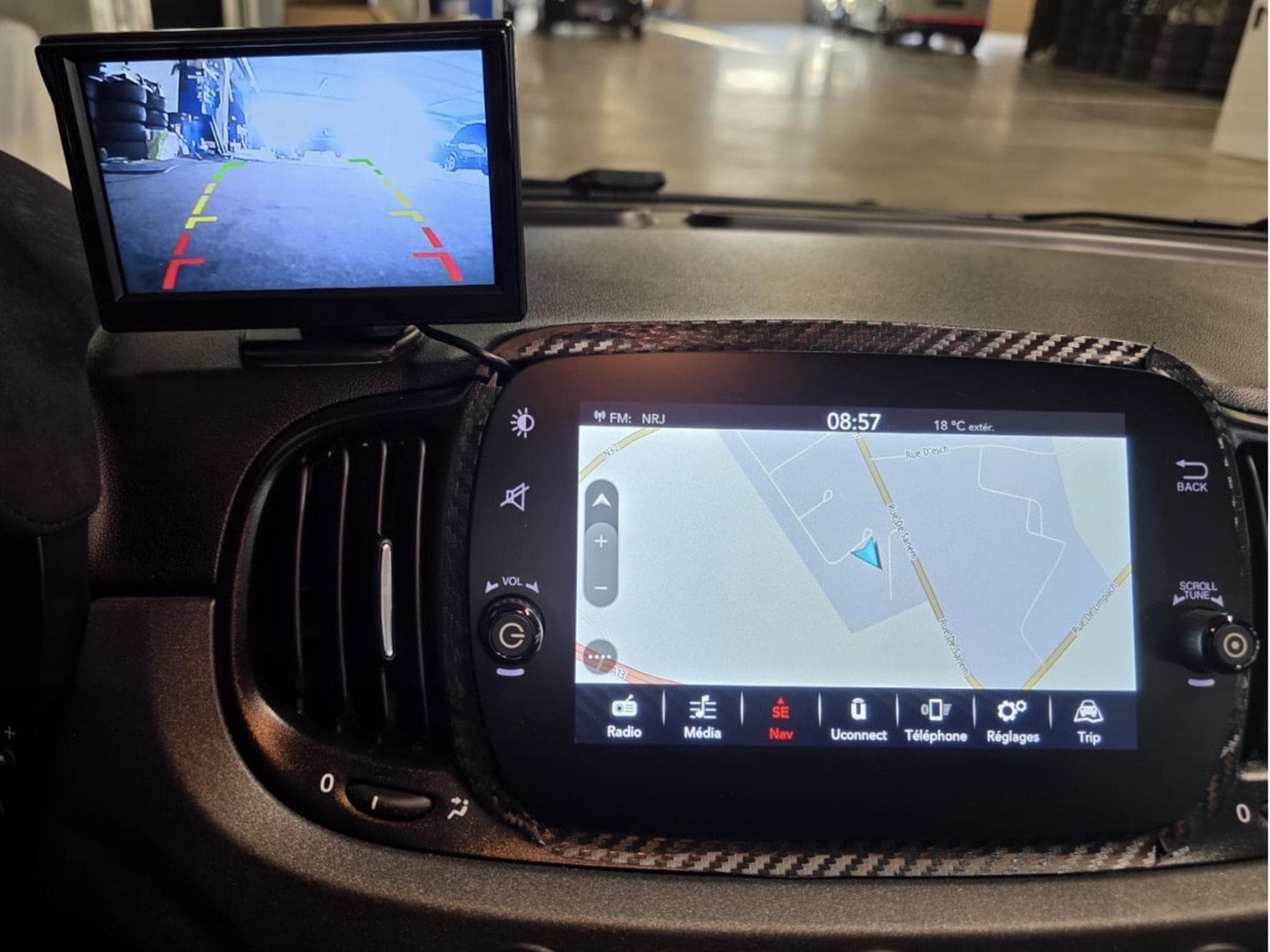 Abarth 595 1.4 T-JET BEATS NAVI (2020) - Foto 8