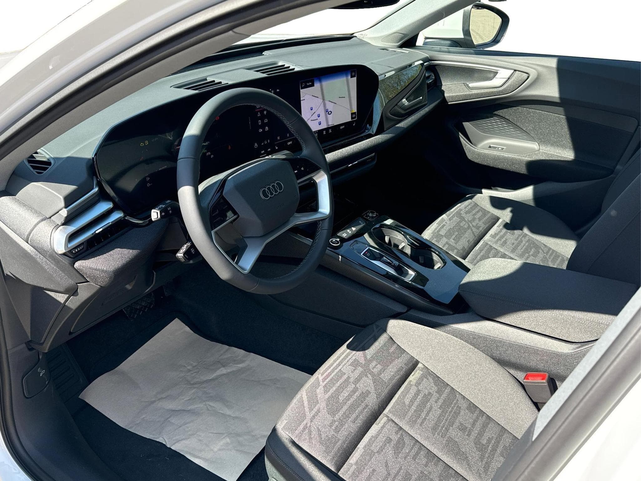 Audi A5 Basis (2025) - Photo 9