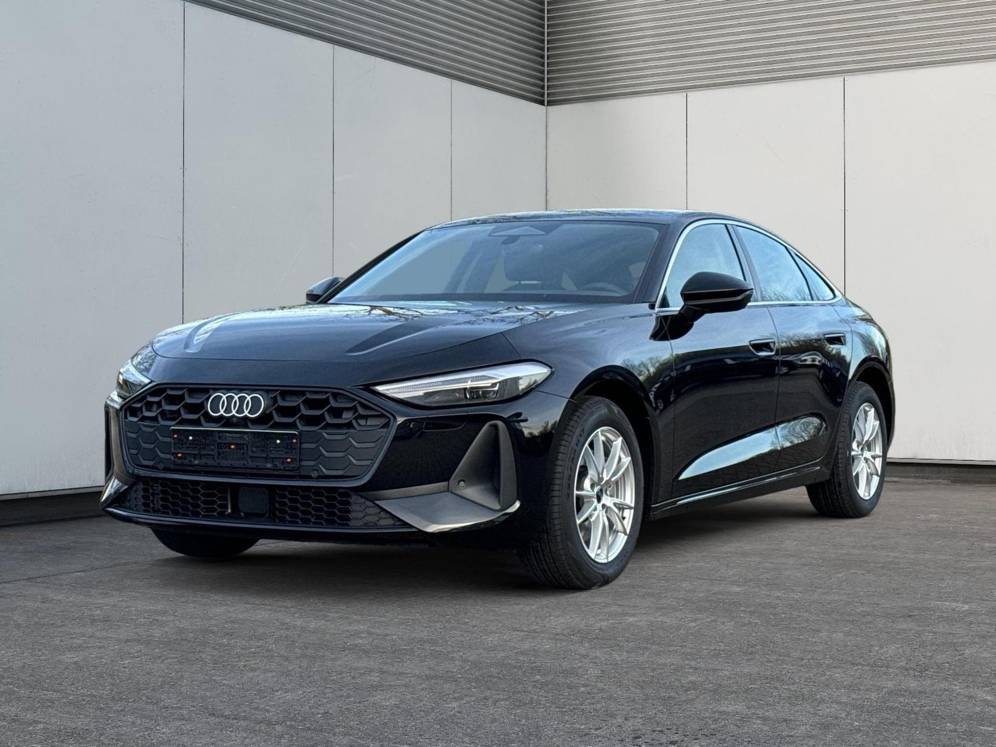 Audi A5 Basis (2025) - Photo 1