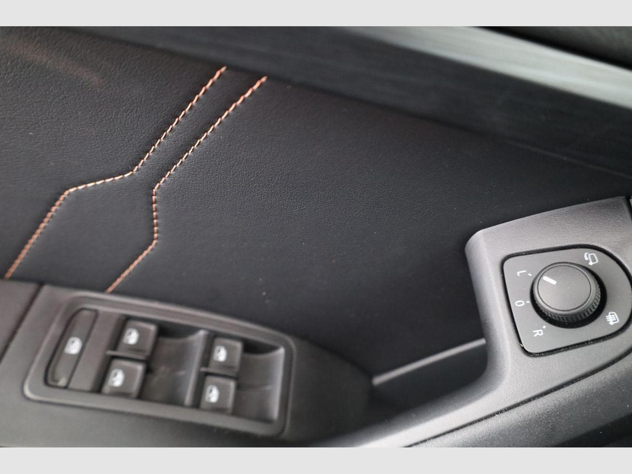 Cupra Ateca Basis 4Drive (2026) - Photo 8