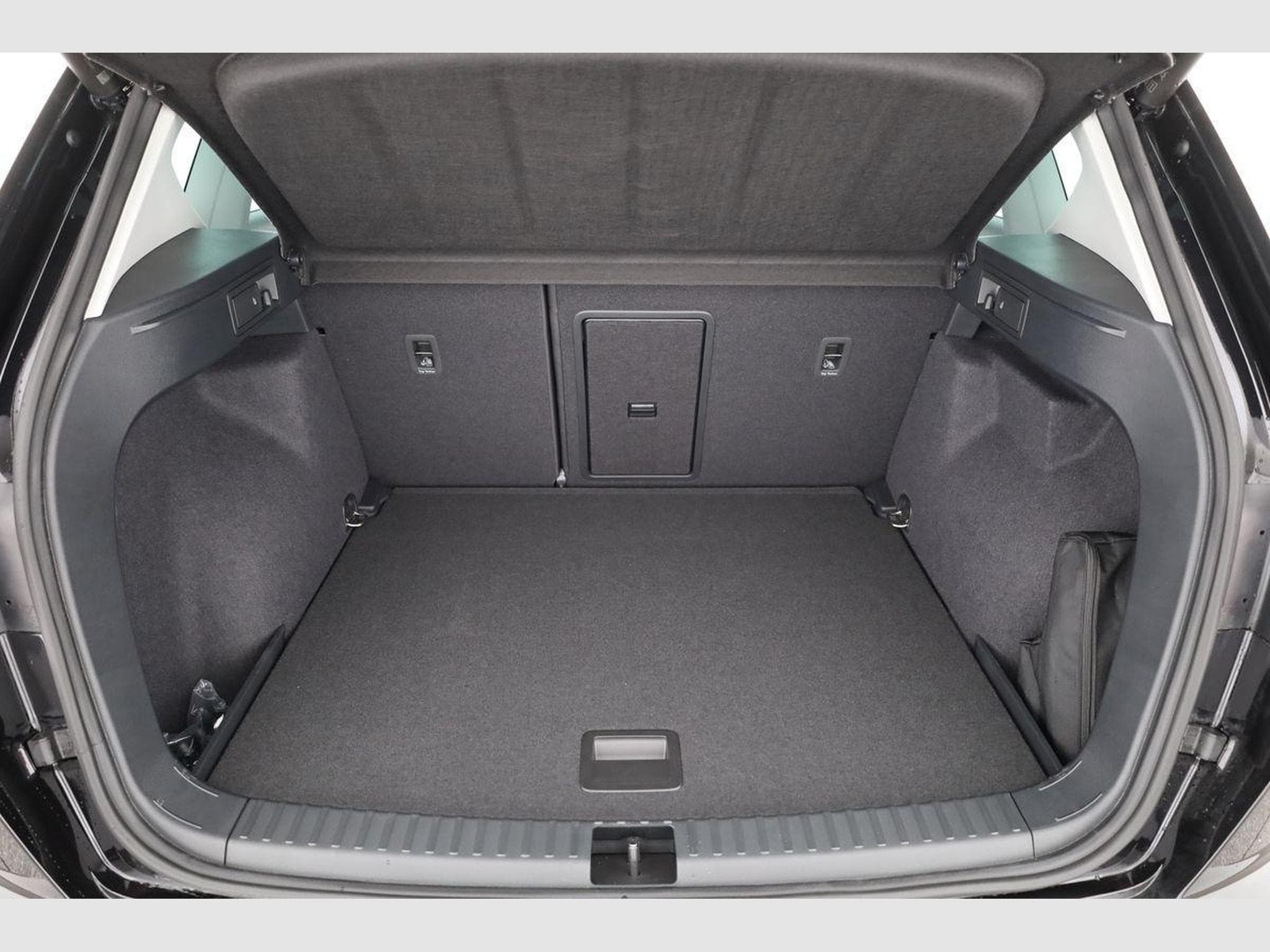 Cupra Ateca Basis 4Drive (2026) - Photo 12