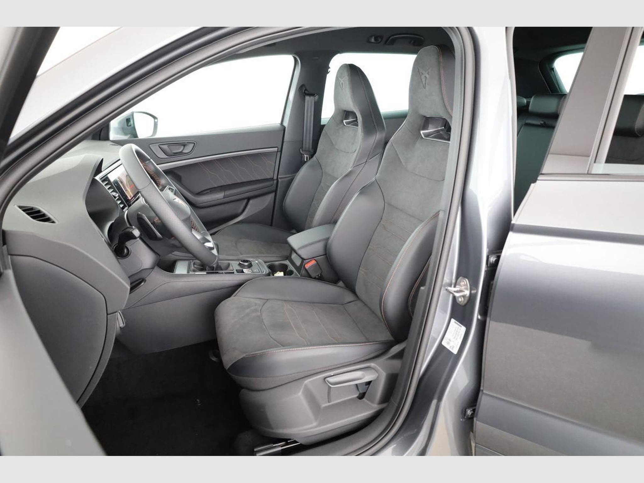 Cupra Ateca Basis 4Drive (2026) - Photo 10