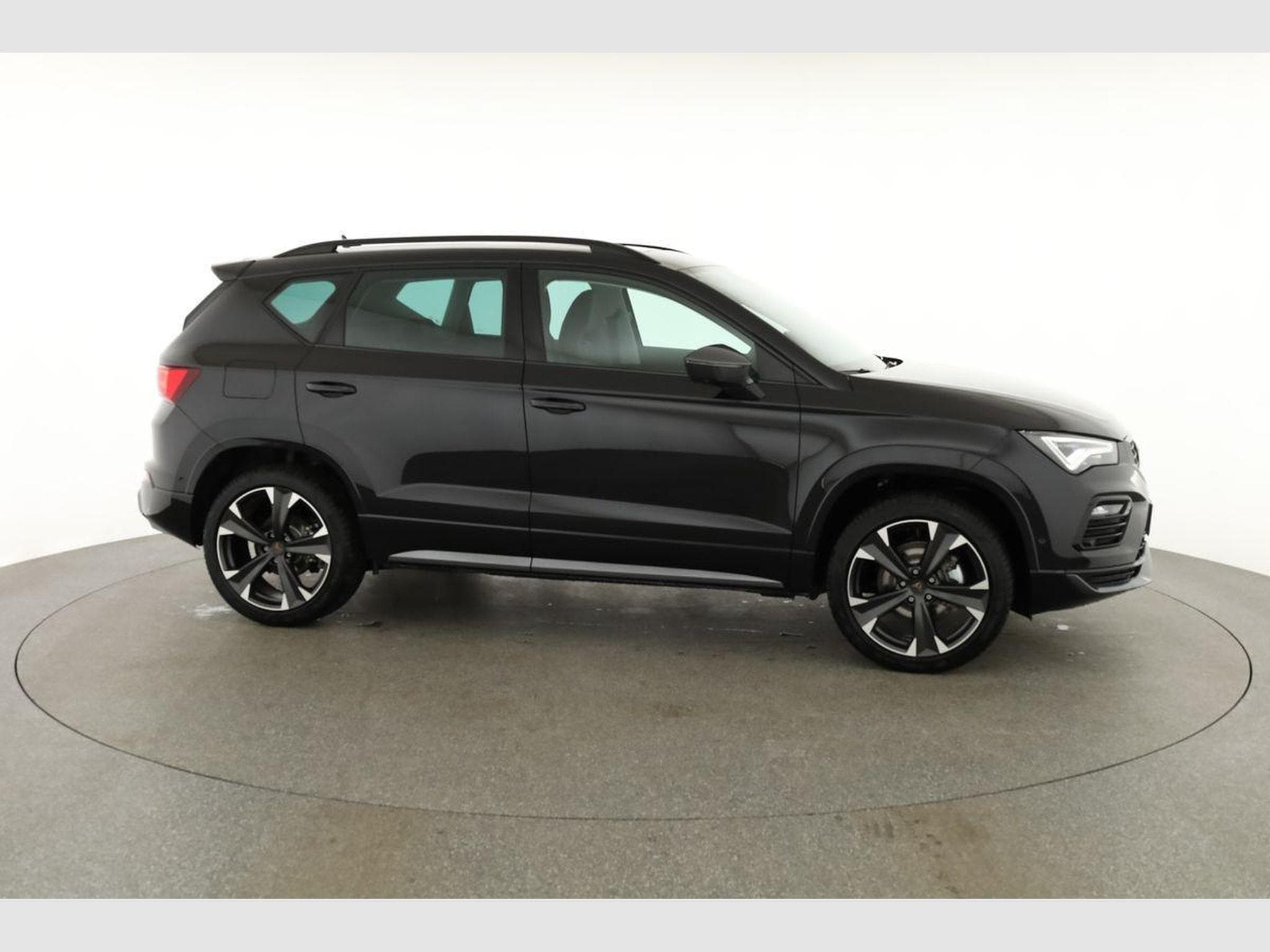 Cupra Ateca Basis 4Drive (2026) - Photo 24