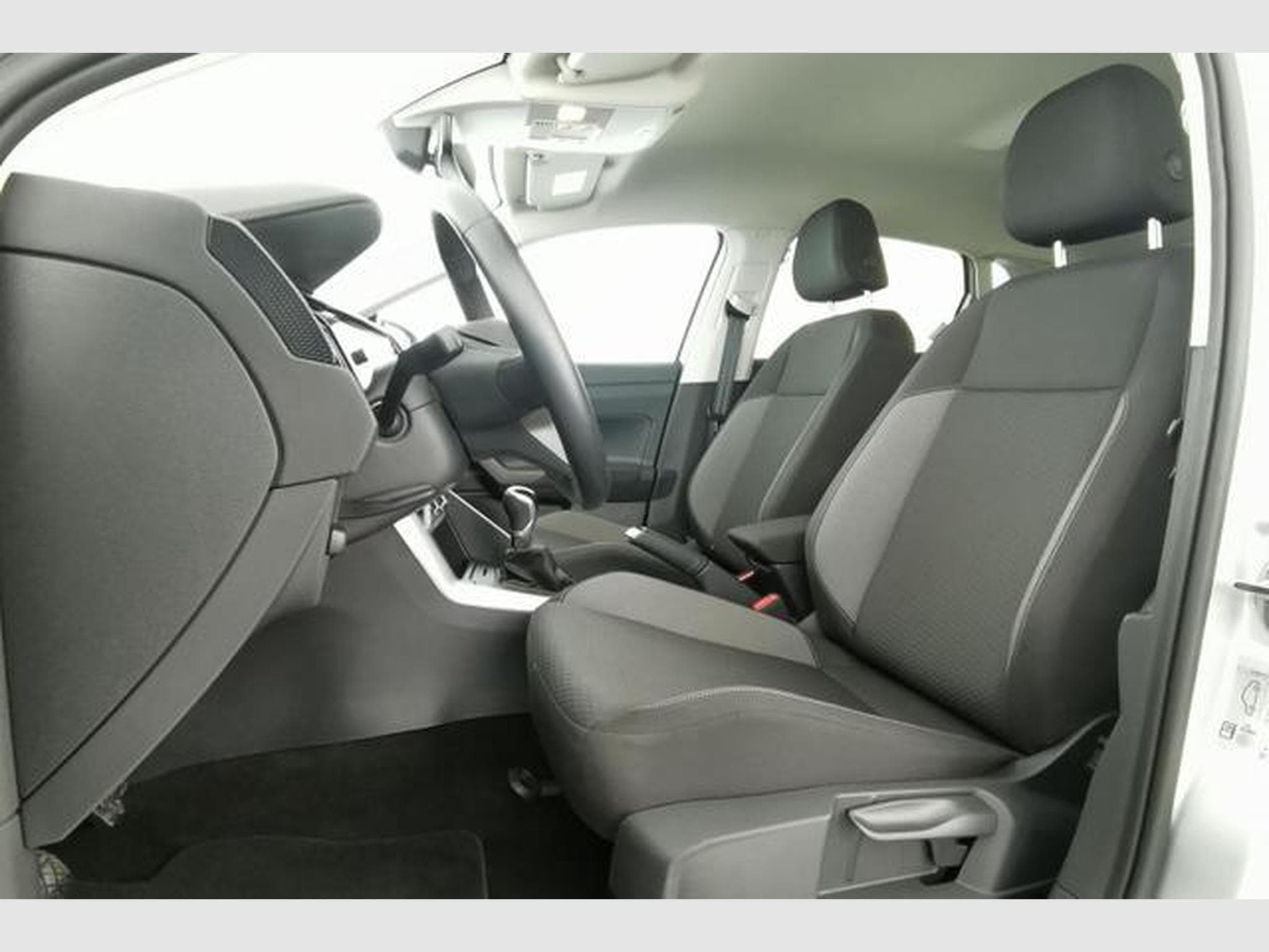 VW Polo LIFE (2025) - Photo 9